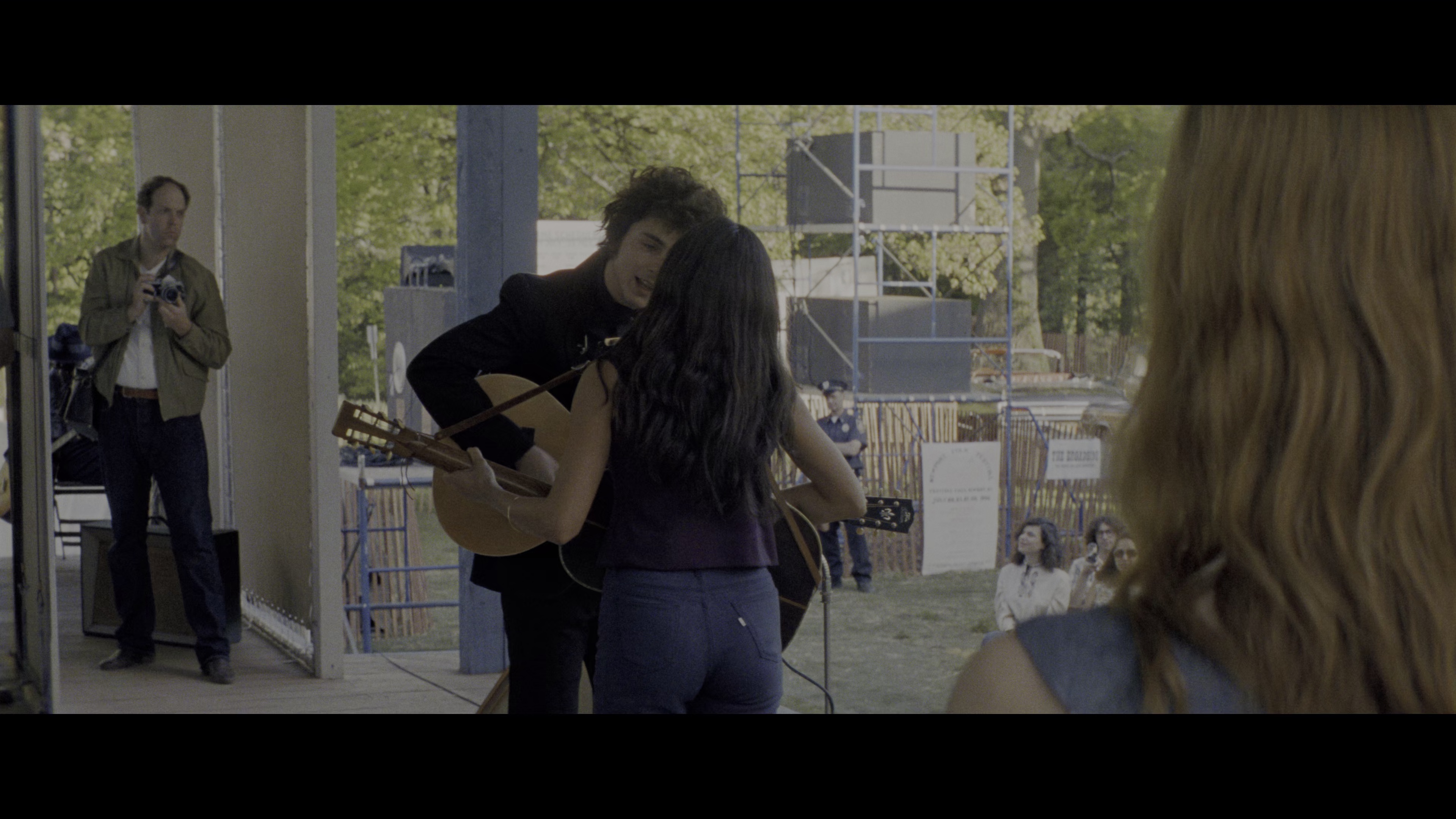 摇滚诗人：未知的传奇 [中文字幕].A.Complete.Unknown.2024.2160p.MA.WEB-DL.DDP5.1.Atmos.HDR.H.265-PandaQT 24.91GB-6.png