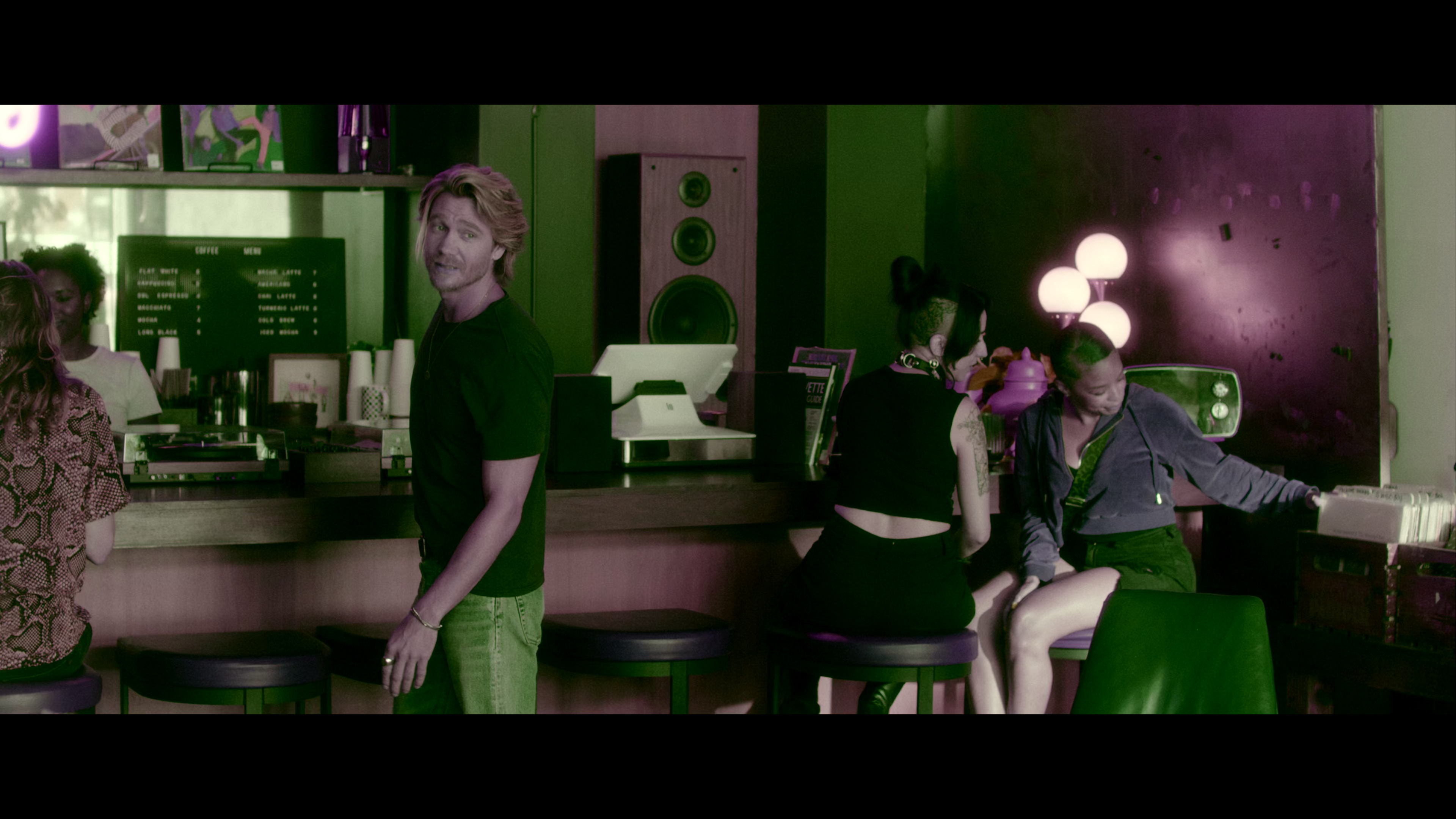 辣妈辣妹2 [杜比视界版本][简繁英字幕].Freakier.2025.2160p.DSNP.WEB-DL.DDP5.1.Atmos.DV.H.265-PandaQT 13.34GB-5.png