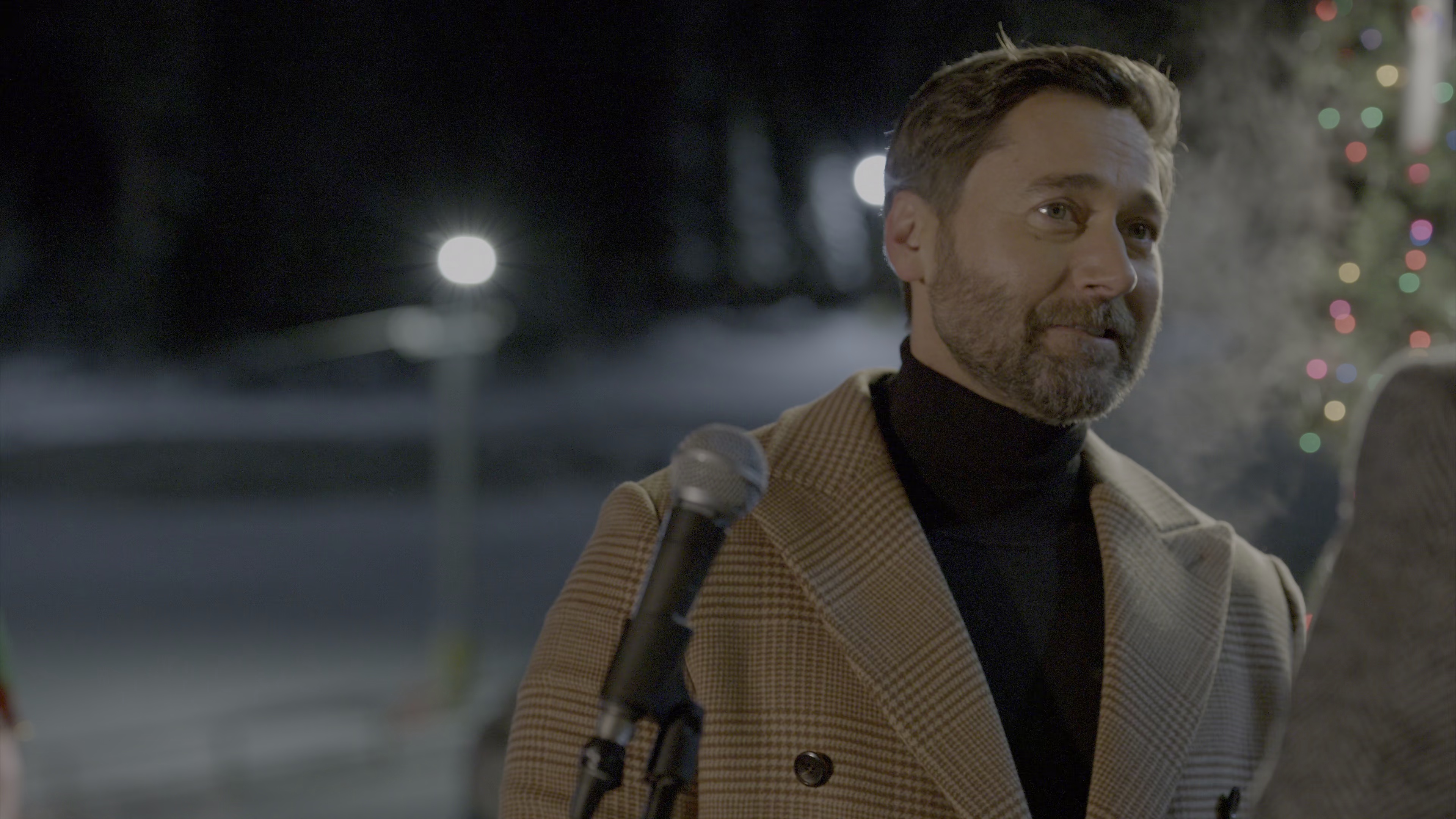 我的秘密圣诞老人 [简繁英字幕].My.Secret.Santa.2025.2160p.NF.WEB-DL.HDR.H.265.DDP5.1.Atmos-QuickIO 12.76GB-7.png