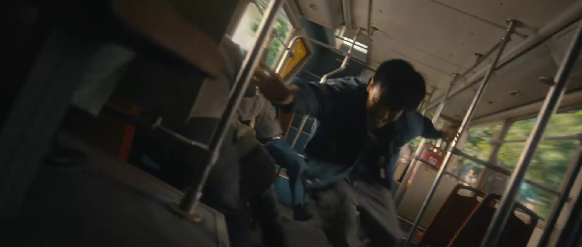 运钞大劫案 [国语配音/中文字幕].The.Sixth.Robber.2025.1080p.WEB-DL.H264.AAC-QuickIO 0.81GB-6.png