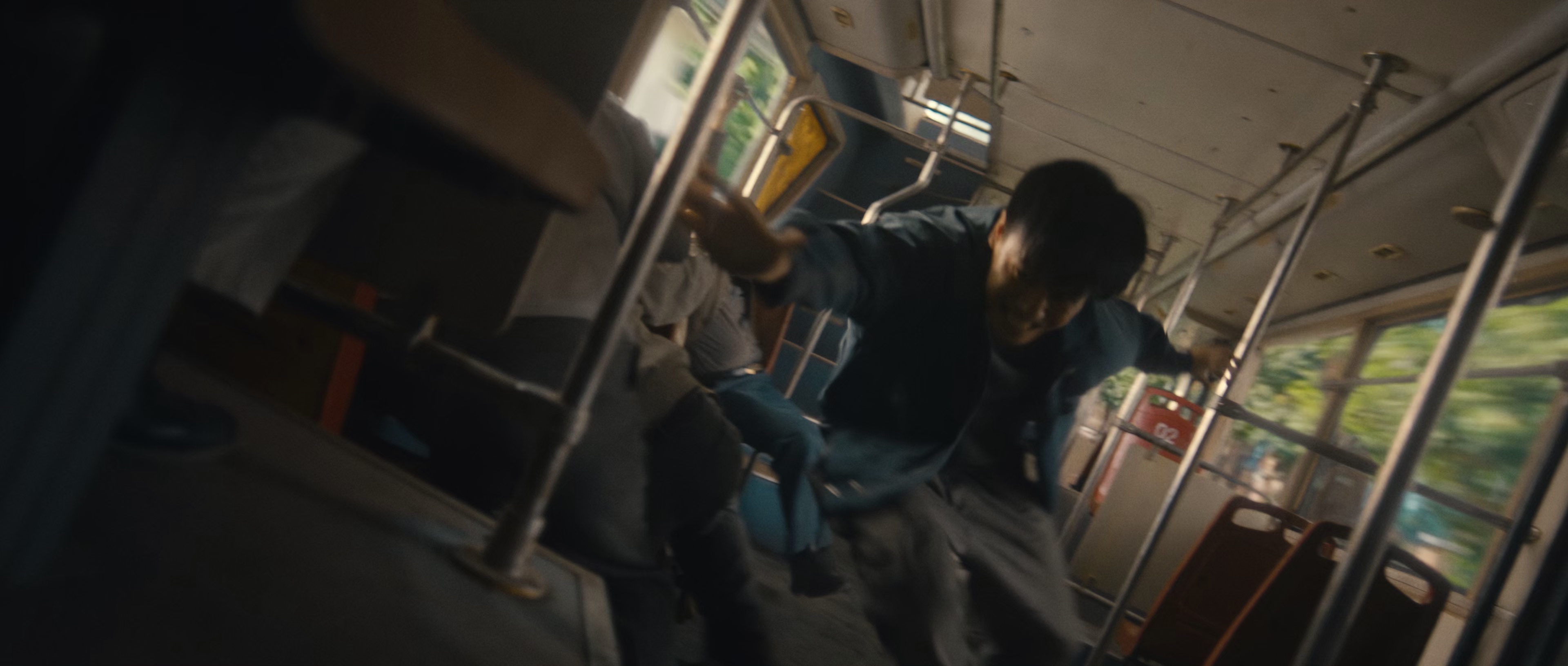 运钞大劫案 [高码版][国语配音/中文字幕].The.Sixth.Robber.2025.2160p.HQ.WEB-DL.H265.DTS-QuickIO 15.14GB-6.png