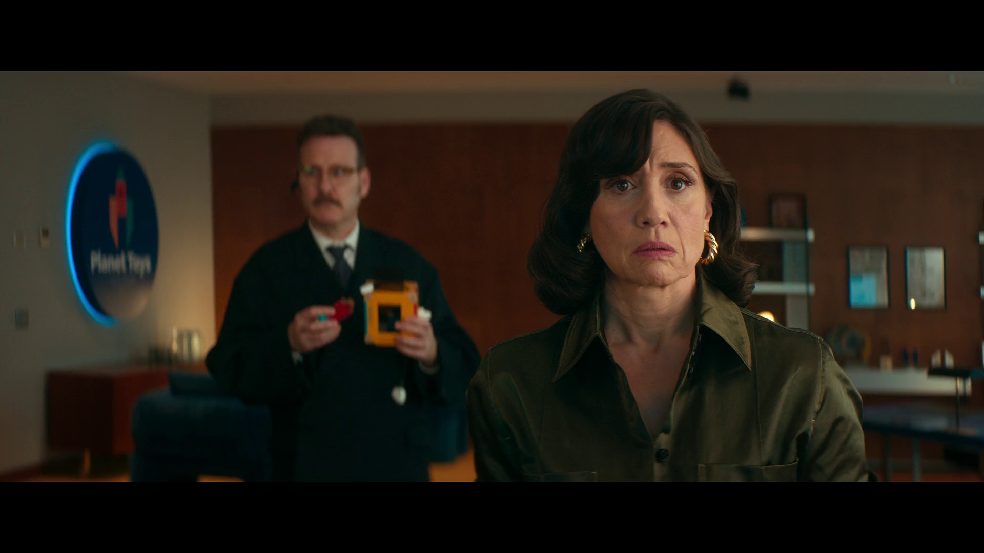 我爸救了圣诞节2 [简繁英字幕].The.Night.My.Dad.Saved.Christmas.2.2025.1080p.NF.WEB-DL.DDP.5.1.Atmos.H.264-DreamHD 3.76GB-6.png