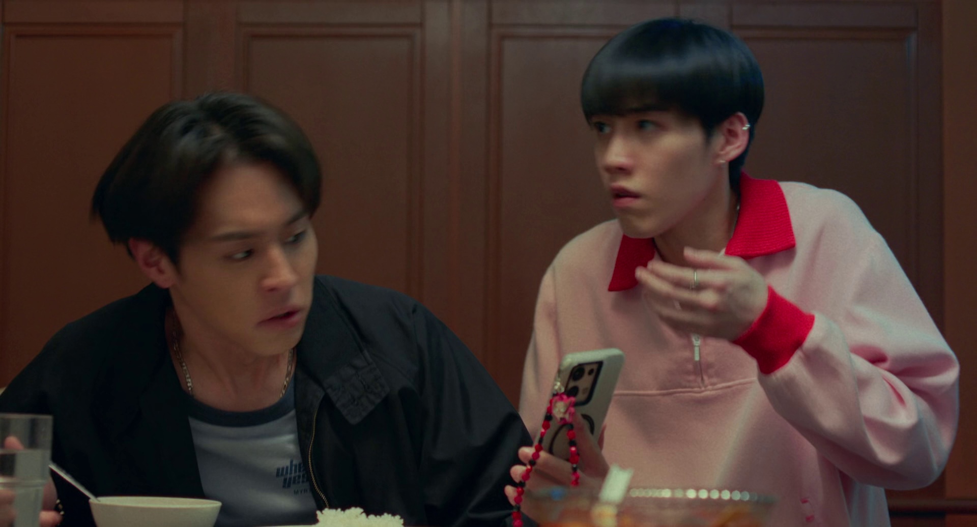 冥婚红包 [简繁英字幕].The.Red.Envelope.2025.BluRay.1080p.DD5.1.x264-DreamHD 10.27GB-3.png