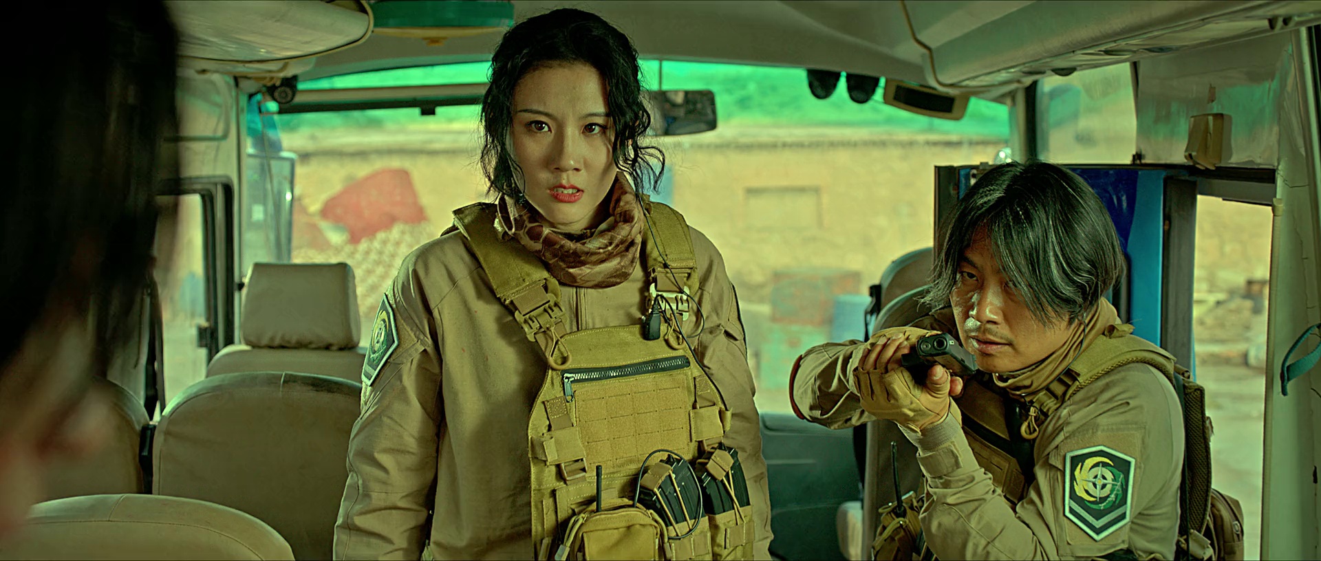 狙击手：激战 [国语配音/中文字幕].Sniper.Battle.2025.1080p.WEB-DL.H264.AAC-QuickIO 1.31GB-2.png