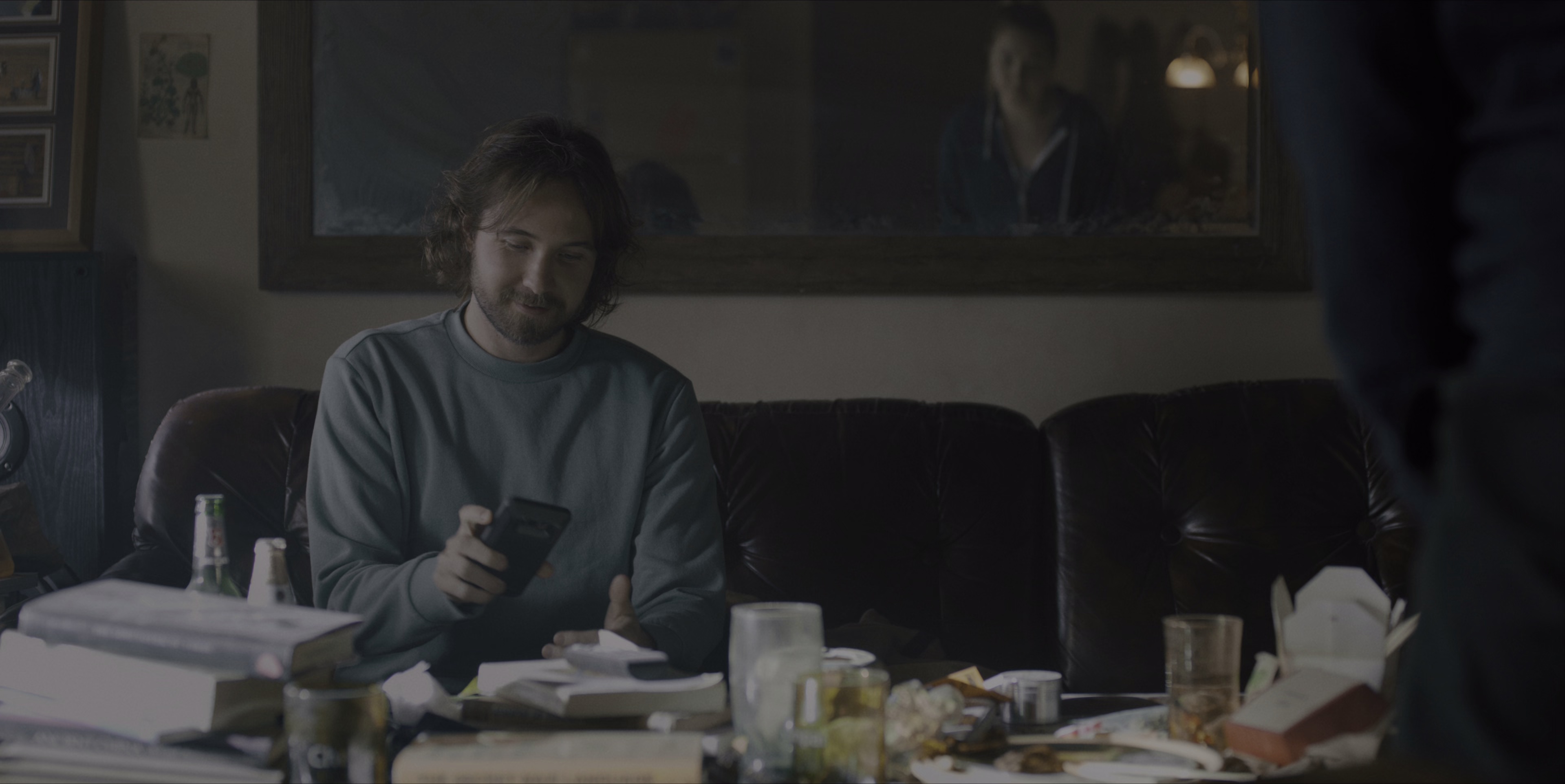 仲夏夜惊魂 [简繁英字幕].Midsommar.2019.2160p.UHD.BluRay.HDR.x265.10bit.DTS-HD.MA.5.1-ParkHD 22.93GB-2.png