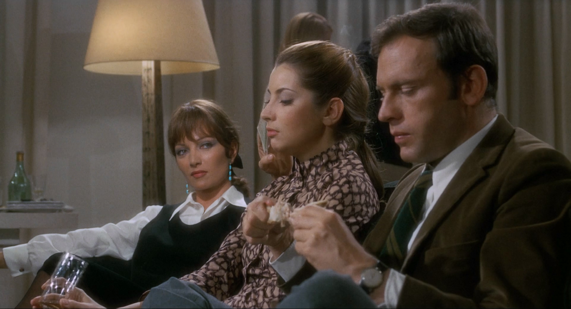 母鹿 [法语字幕].Les.Biches.1968.RESTORED.TRUEFRENCH.1080p.AMZN.WEB.H264.EAC3-STORiES 8.85GB-5.jpg