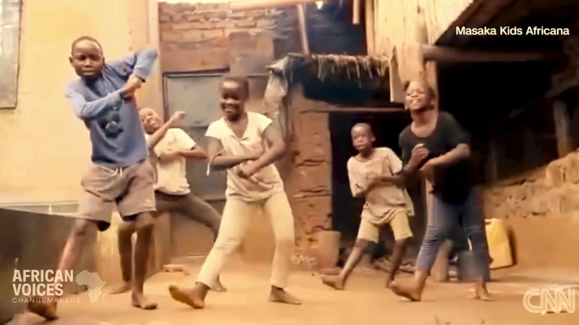 马萨卡的孩子：舞出希望 [简繁英字幕].Masaka.Kids.A.Rhythm.Within.2025.2160p.NF.WEB-DL.DDP.5.1.HDR10.H.265-DreamHD 2.89GB-5.png