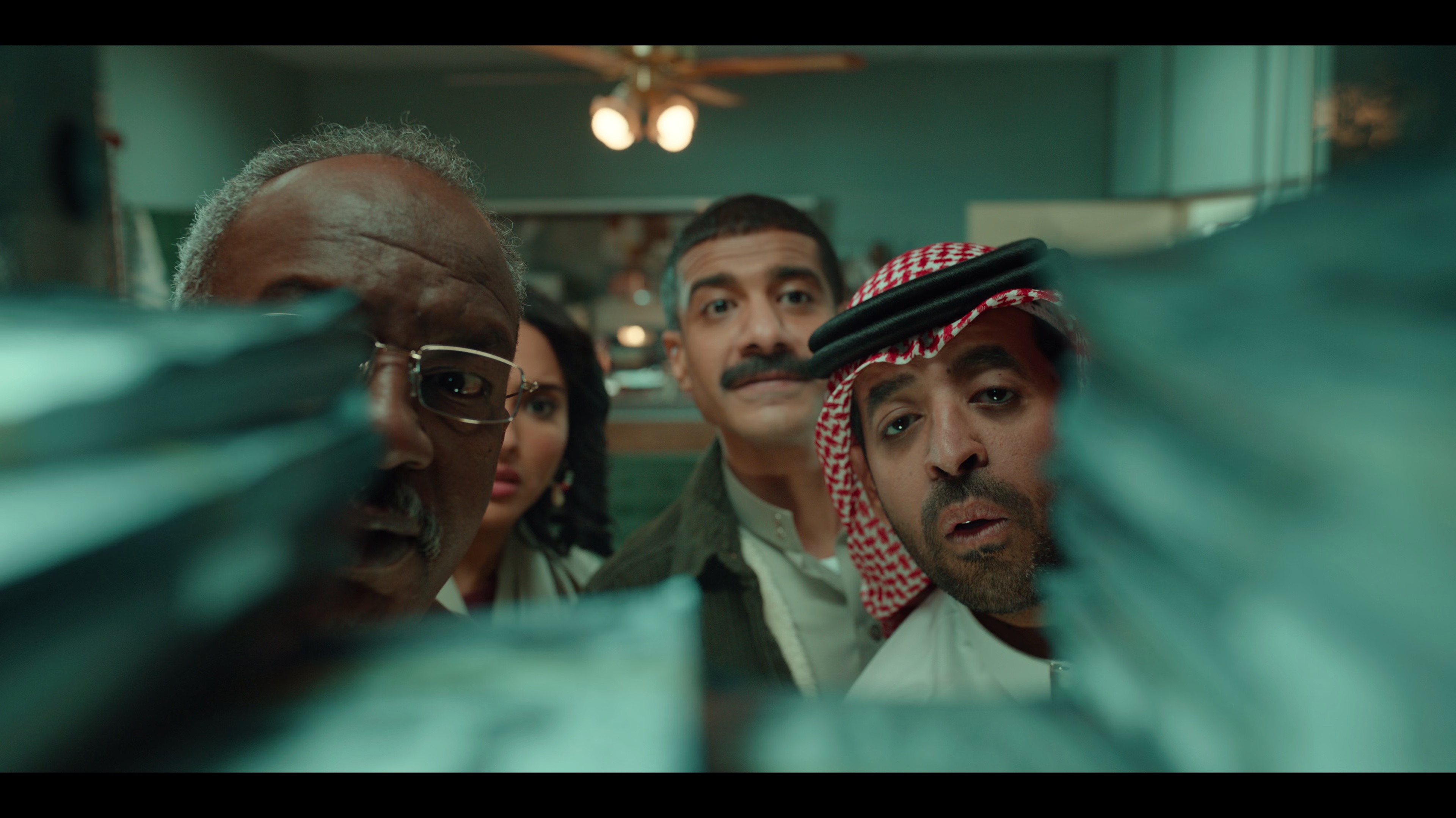 乌龙绑架党 [简繁英字幕].The.Fakenapping.2025.2160p.NF.WEB-DL.DDP.5.1.H.265-DreamHD 7.61GB-4.png