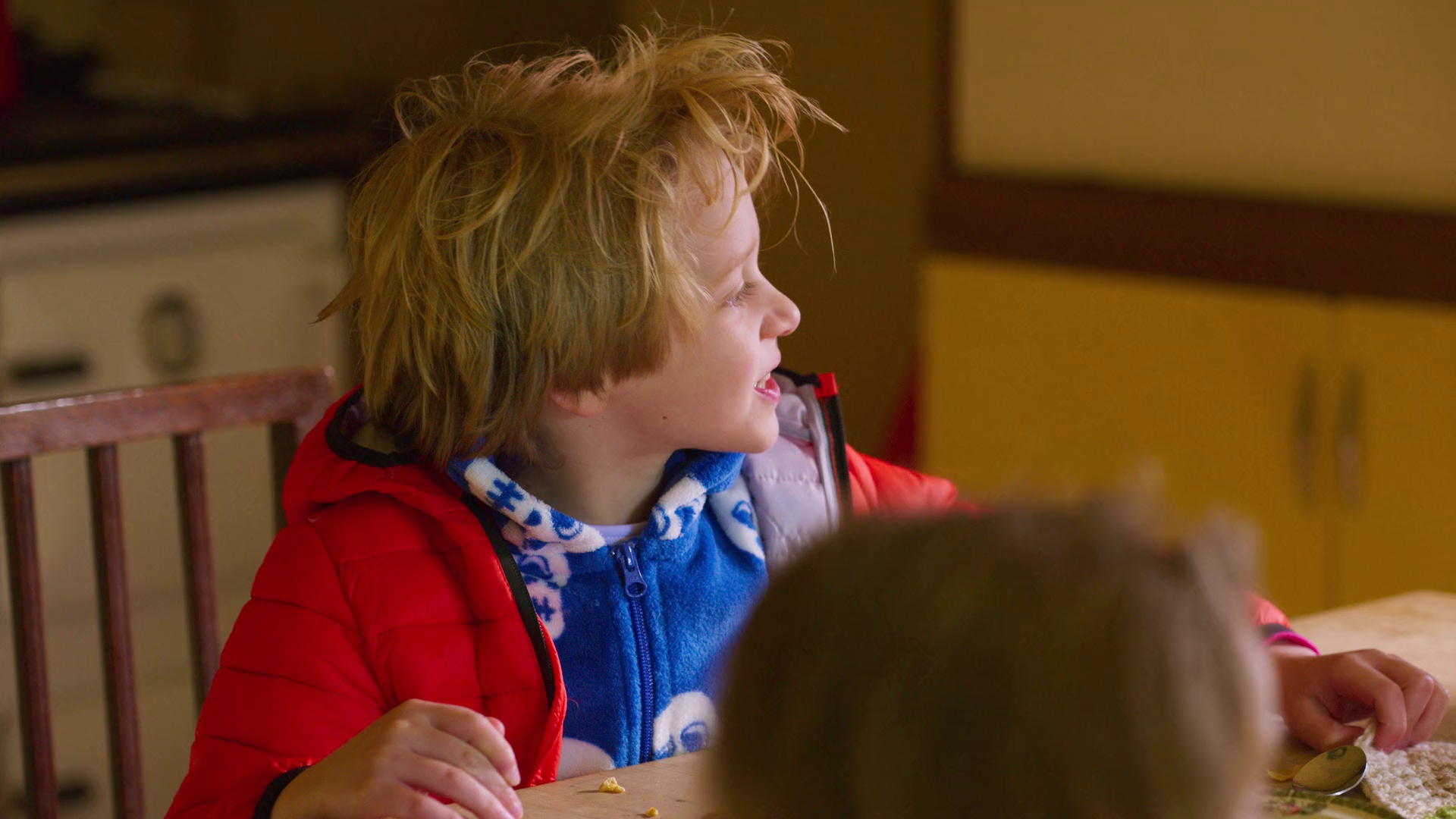 槲寄生农场的惊奇圣诞 [简繁英字幕].Christmas.on.Mistletoe.Farm.2022.1080p.NF.WEB-DL.x264.DDP5.1-QuickIO 4.91GB-2.png