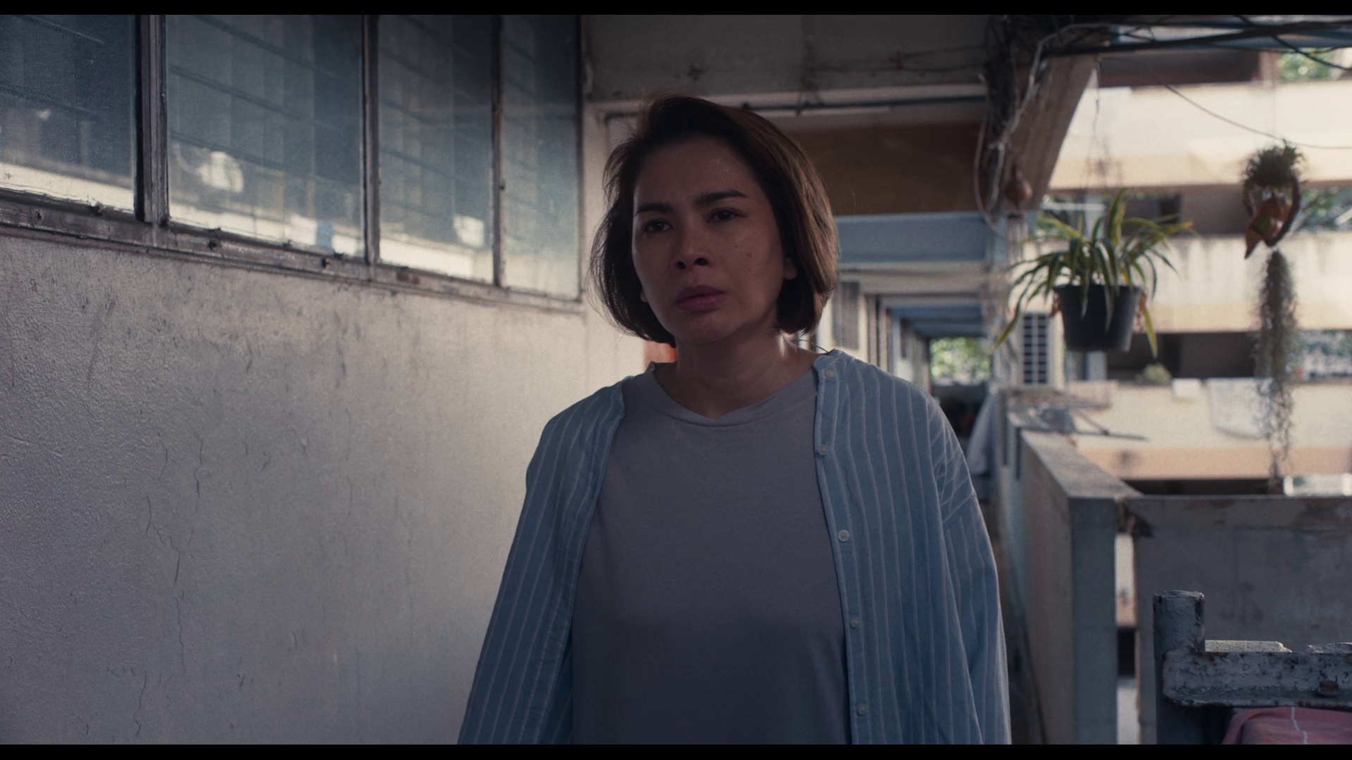 隔楼女孩：我们之间的层距 [简繁英字幕].Flat.Girls.2025.1080p.NF.WEB-DL.DDP.5.1.H.264-DreamHD 6.91GB-6.png