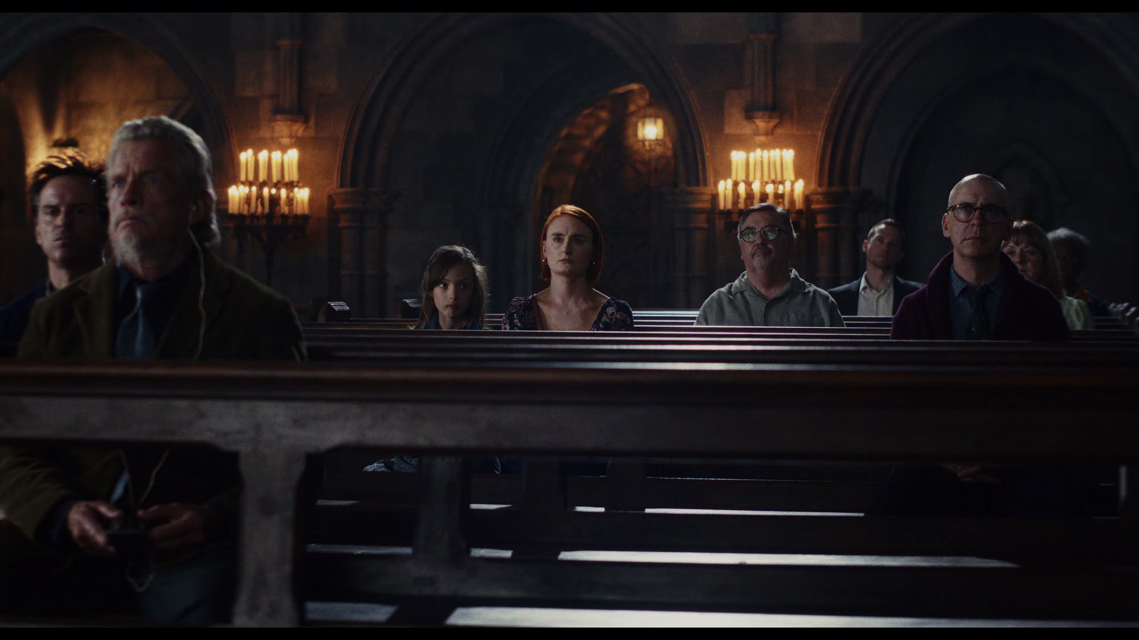 利刃出鞘3 [简繁英字幕].Wake.Up.Dead.Man.A.Knives.Out.Mystery.2025.2160p.NF.WEB-DL.DDP.5.1.Atmos.H.265-DreamHD 13.18GB-2.png