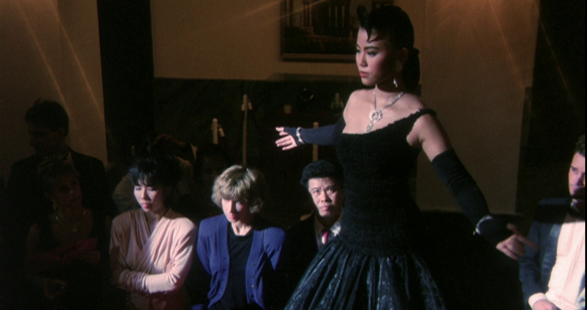 霸王花 [国粤多音轨/简繁英字幕].The.Inspector.Wear.Skirts.1988.1080p.BluRay.x264.DTS.2Audio-QuickIO 10.78GB-7.png