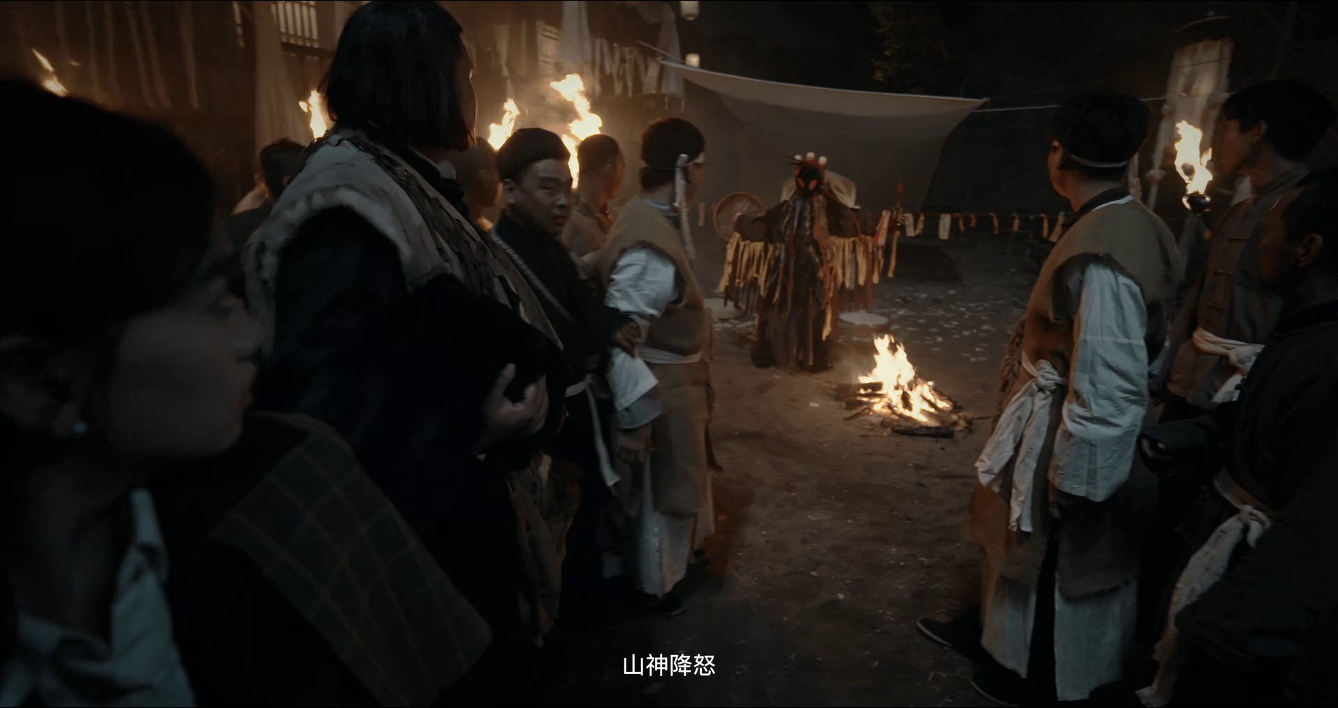 巫咒 [国语配音/中文字幕].Cursed.Village.2025.1080p.WEB-DL.H264.AAC-PandaQT 1.08GB-2.png