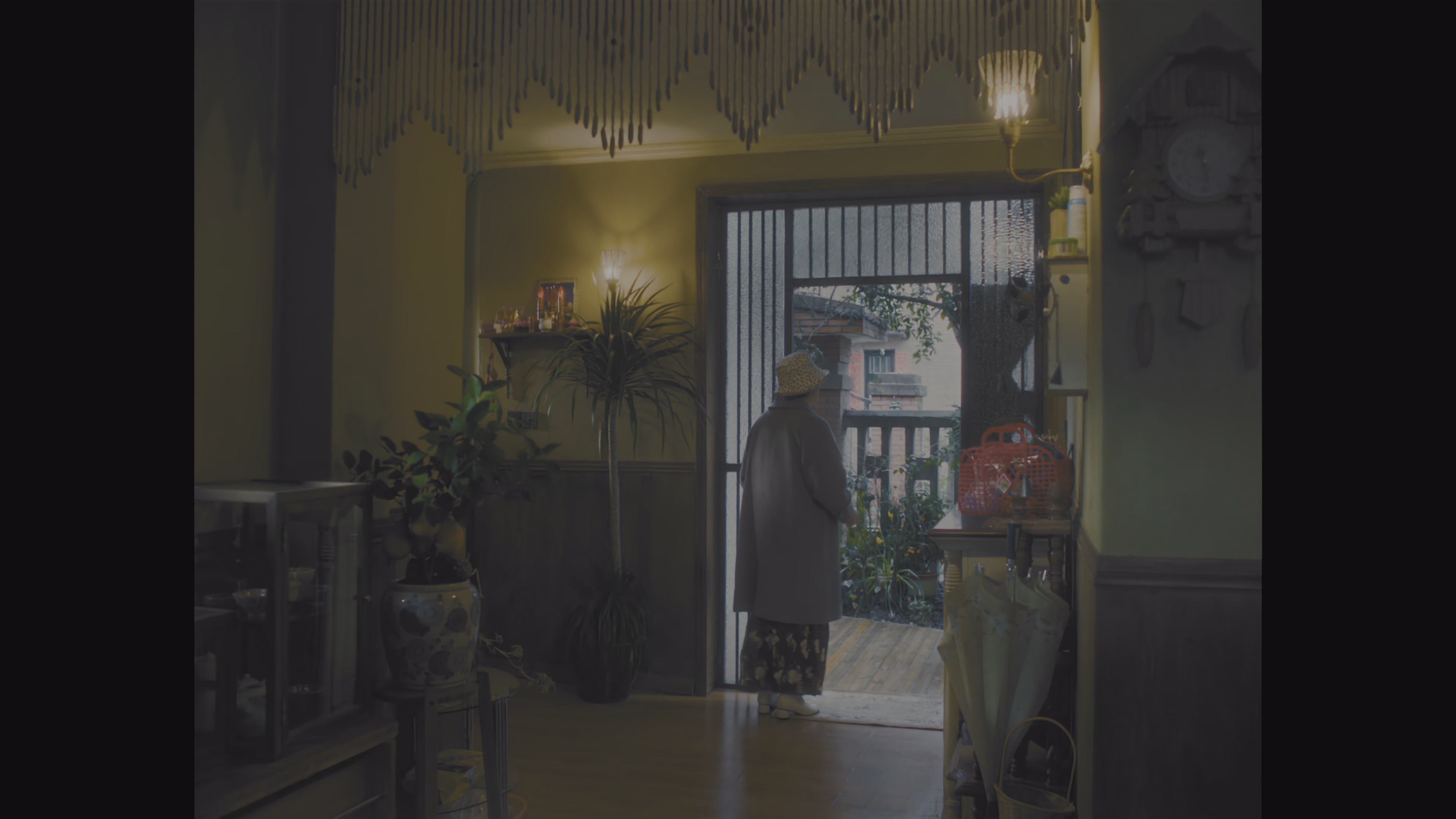 阳光俱乐部 [无字片源].Mostly.Sunny.2024.1080p.WEB-DL.H264.AAC-QuickIO 1.43GB-3.png