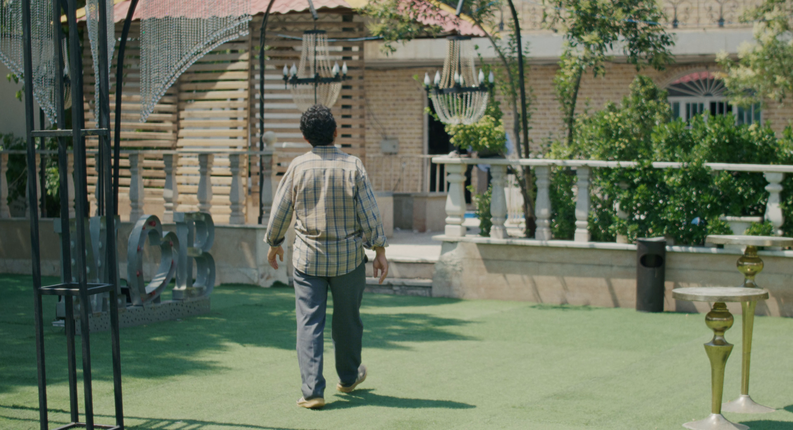 普通事故 [英文字幕].It.Was.Just.An.Accident.2025.2160p.AMZN.WEB-DL.DDP5.1.H.265-WADU 11.17GB-4.png