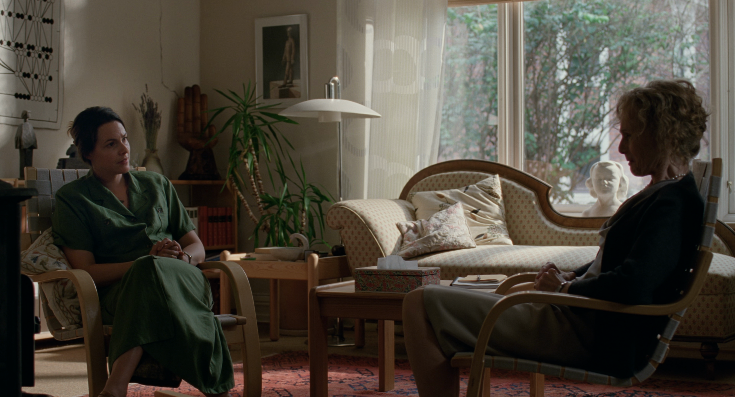 情感价值 [无字片源].Affeksjonsverdi.2025.NORWEGiAN.2160p.iT.WEB-DL.DD5.1.H.265-NORViNE 18.82GB-6.png