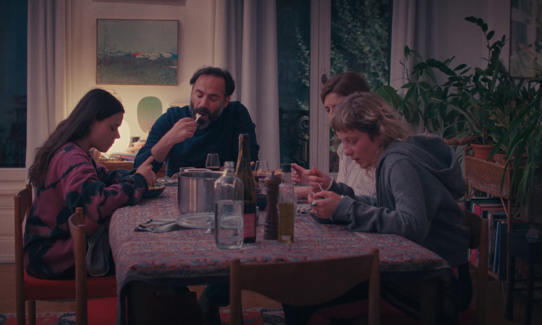 外语 [中文字幕].Langue.Etrangere.2024.1080p.Bluray.DTS-HD.MA.5.1.x265.10bit-DreamHD 6.20GB-6.png