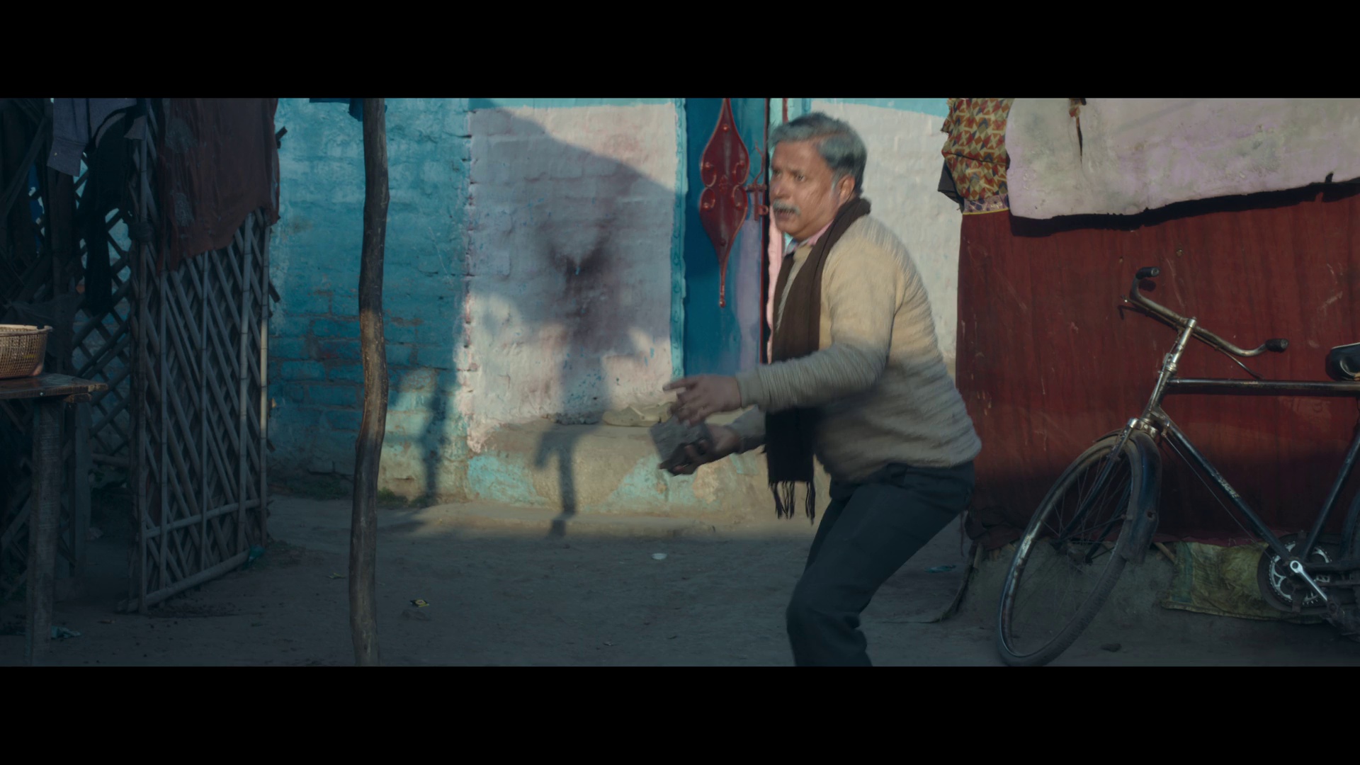 孤夜：豪门血案 [中文字幕].Raat.Akeli.Hai.The.Bansal.Murders.2025.1080p.NF.WEB-DL.DDP5.1.Atmos.H264-PandaQT 5.95GB-2.png