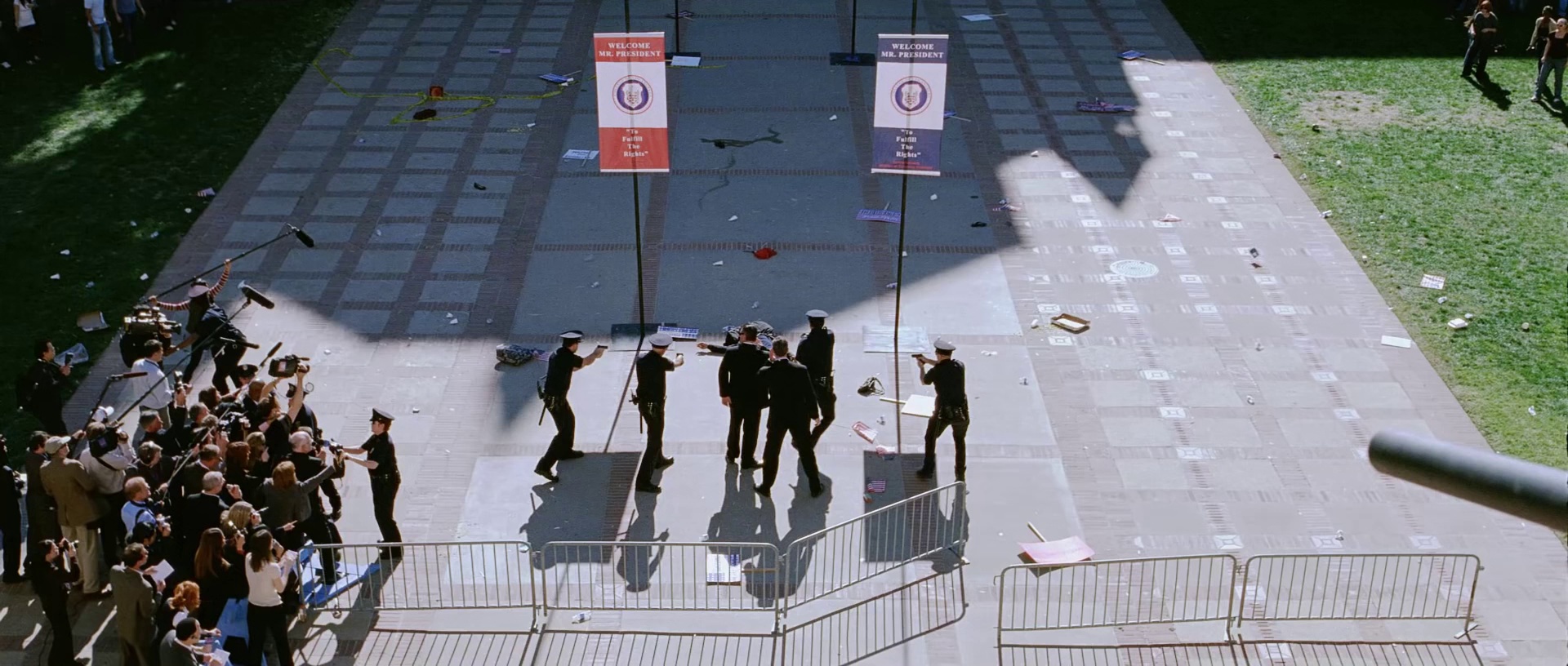 我的名字叫可汗 [简繁英字幕].My.Name.Is.Khan.2010.BluRay.1080p.DTS-HDMA5.1.x264-DreamHD 19.92GB-6.png