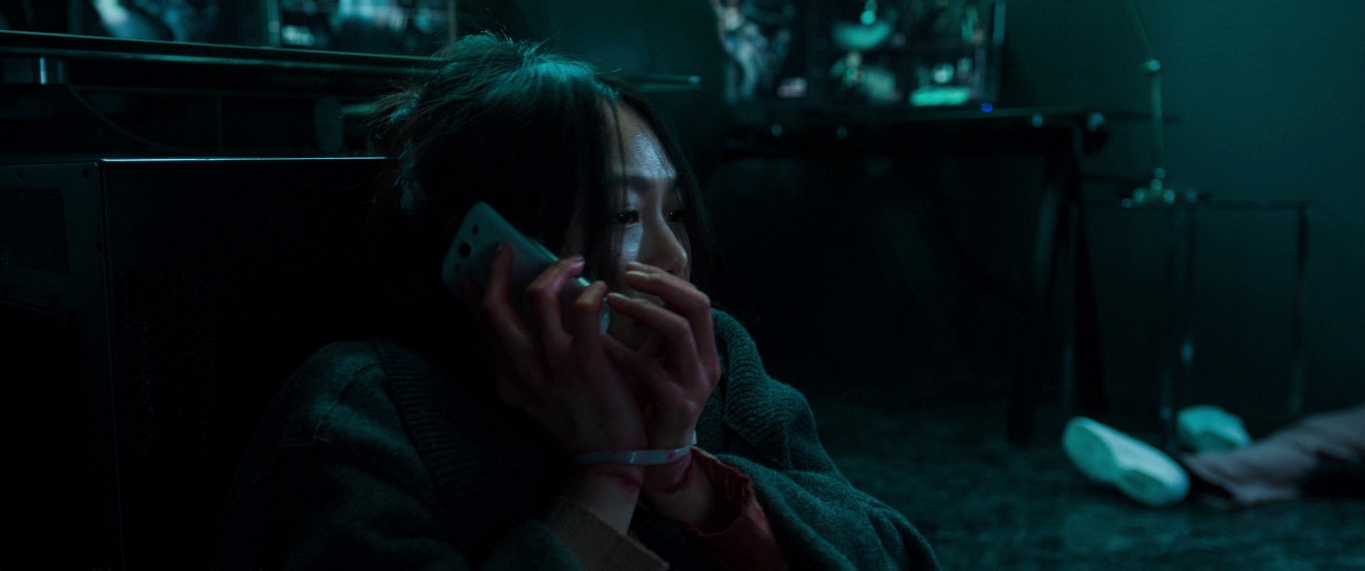 哭泣的男人 [简繁英字幕].No.Tears.for.the.Dead.2014.1080p.BluRay.x264.DTS-QuickIO 10.63GB-6.png