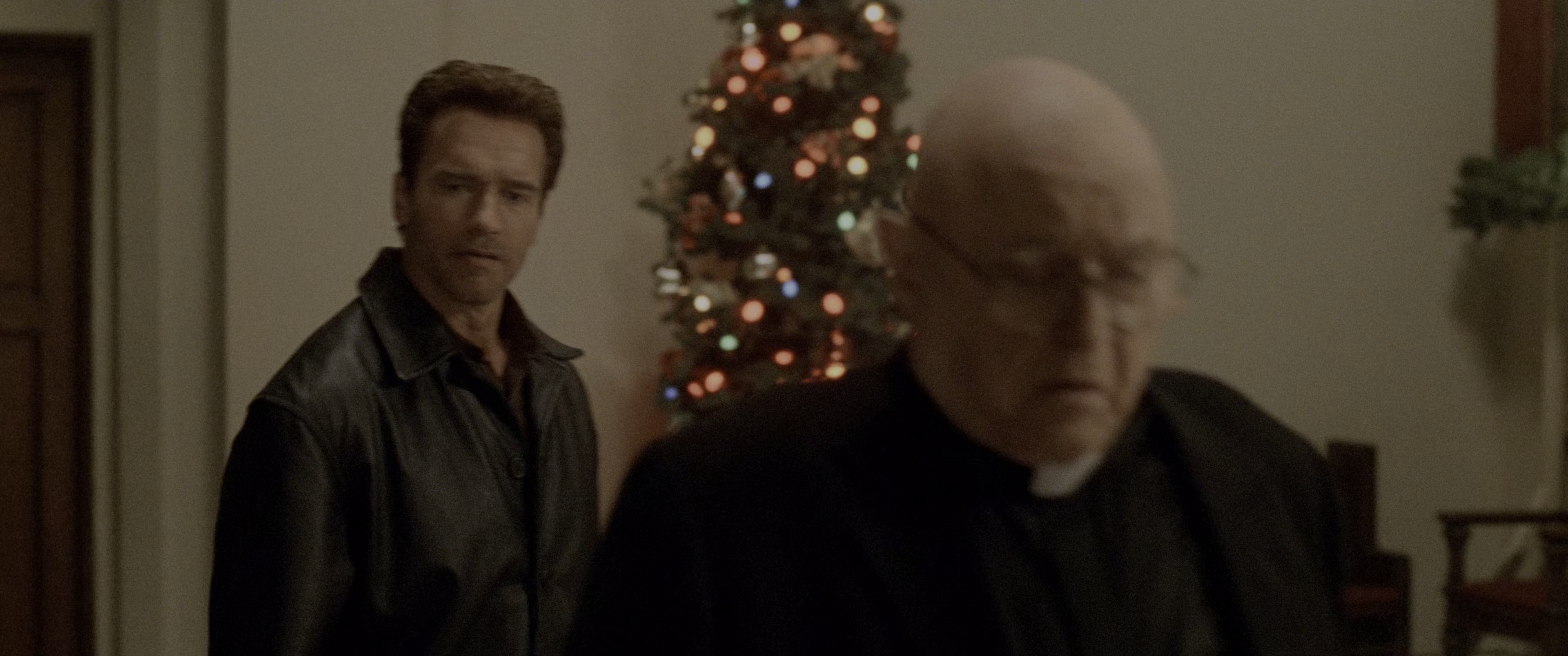 魔鬼末日 [HDR/杜比视界双版本][简繁英字幕].End.of.Days.1999.2160p.UHD.BluRay.DV.x265.10bit.DTS-HD.MA.5.1-ParkHD 23.46GB-3.png