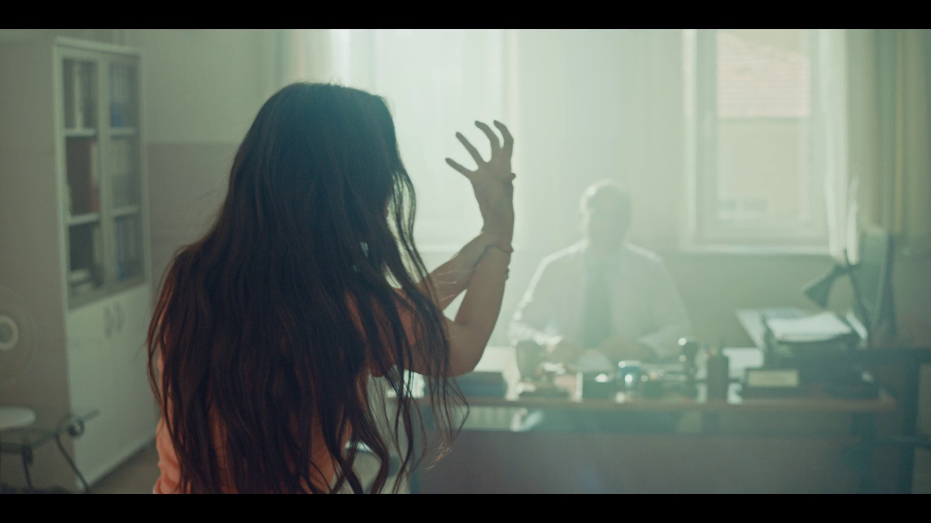 洗发魔法二合一 [简繁英字幕].Oh.Belinda.2023.1080p.NF.WEB-DL.x264.DDP5.1-QuickIO 3.81GB-4.png