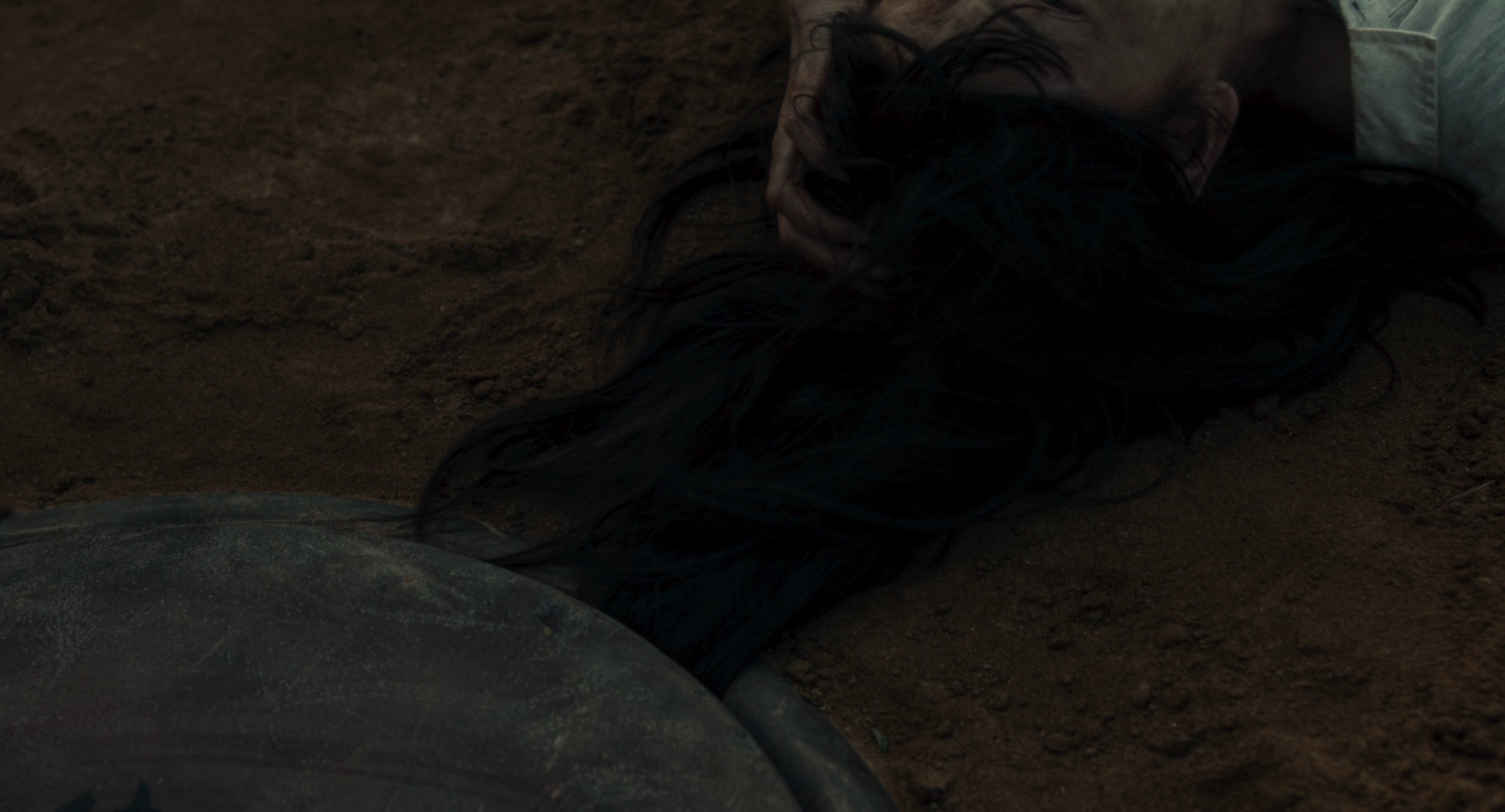 人偶之家 [简繁字幕].Dollhouse.2025.1080p.BluRay.x264.DTS-CTRLHD 9.76GB-7.png