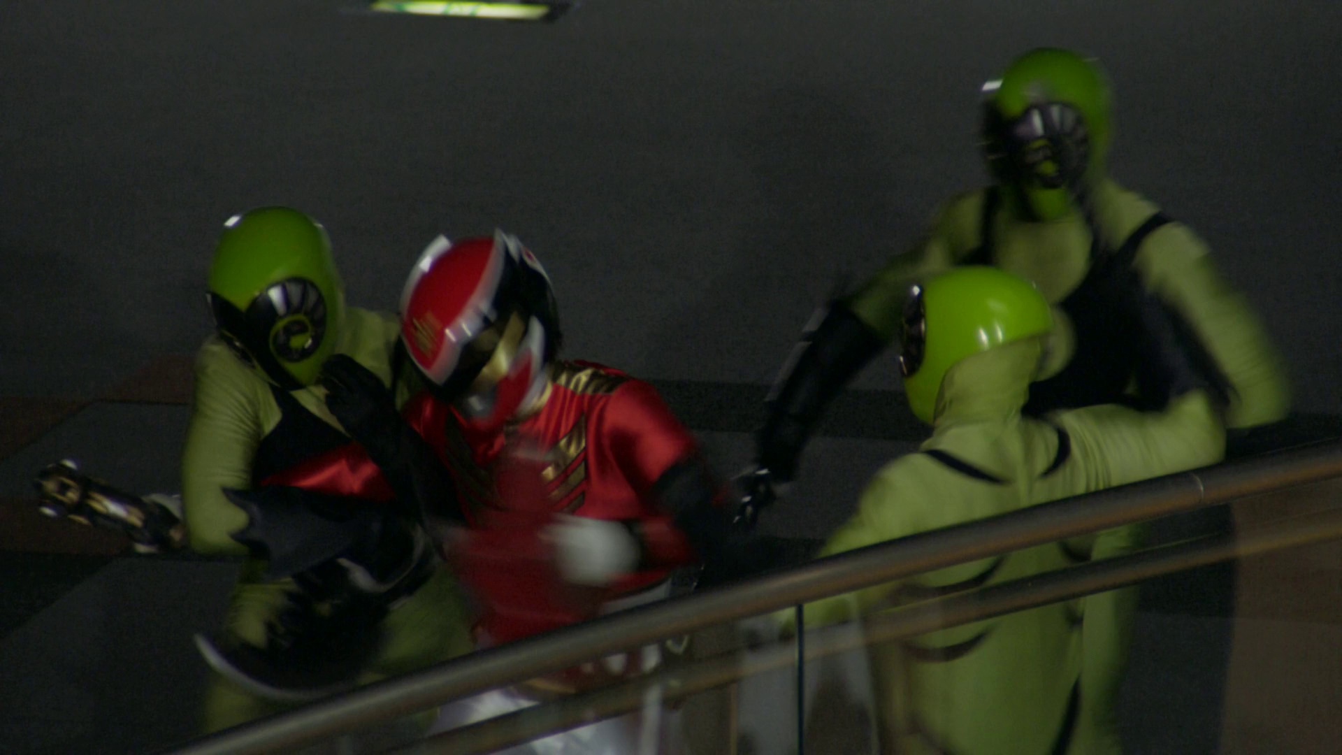 豪快者.护星者.超级战队199英雄大决战 [无字片源].2011.1080p.AMZN.WEB-DL.H264.DDP2.0-QuickIO 5.80GB-4.png