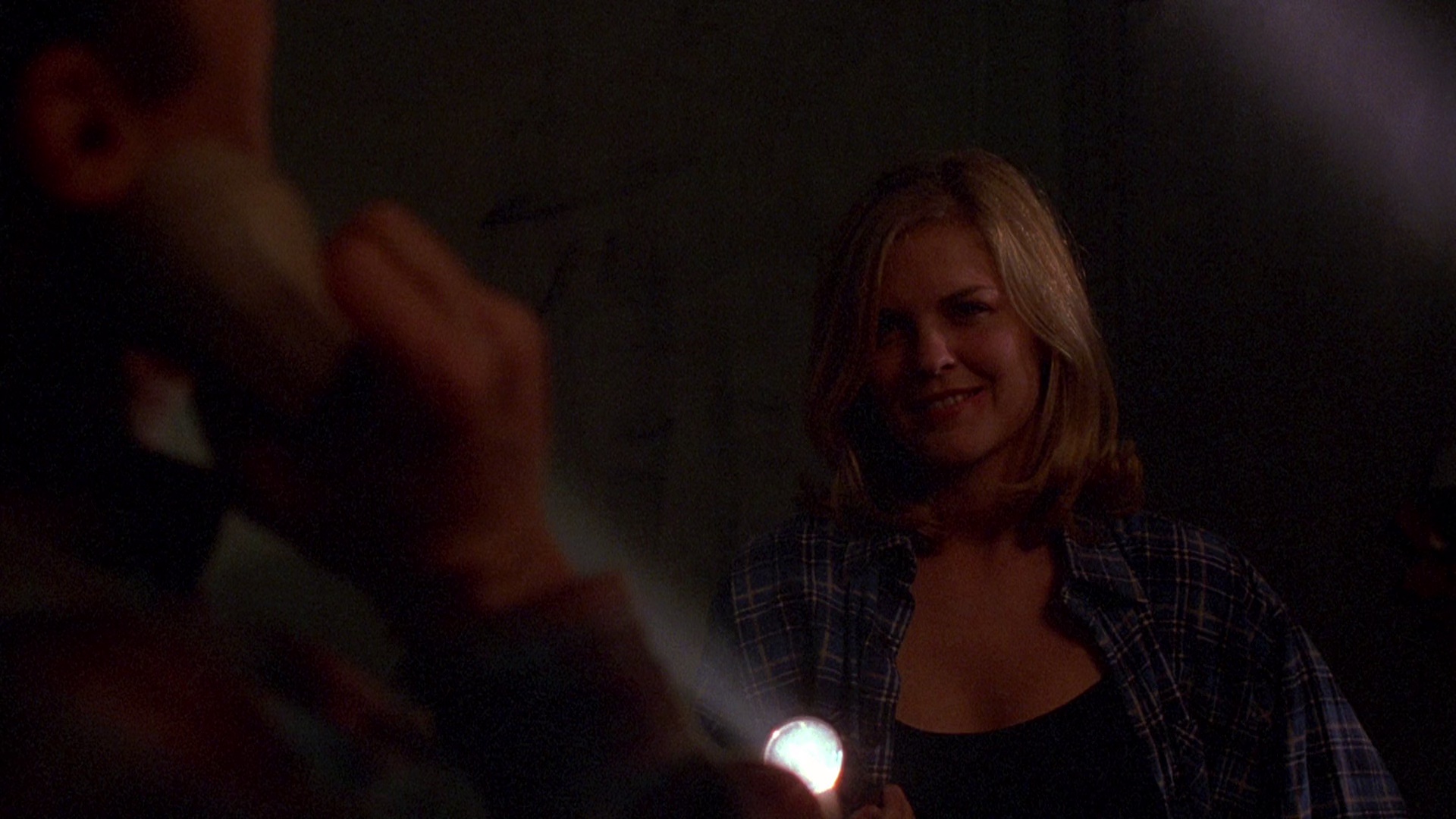 鬼追人4 [简繁英字幕].Phantasm.IV.Oblivion.1998.1080p.BluRay.x265.10bit.DTS-QuickIO 5.41GB-5.png