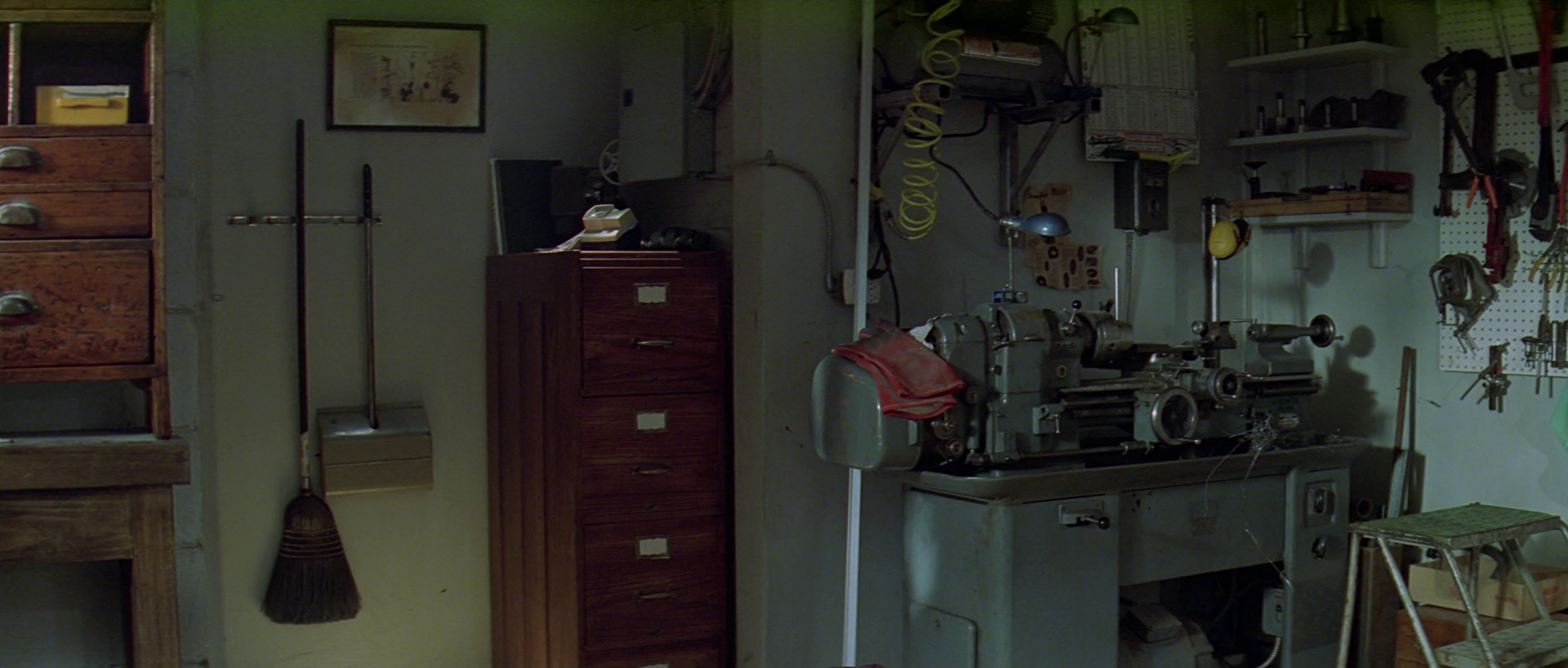 大买卖 [国英多音轨/简繁英字幕].The.Score.2001.BluRay.1080p.DTS-HD.MA.5.1.x264-DreamHD 17.69GB-4.png