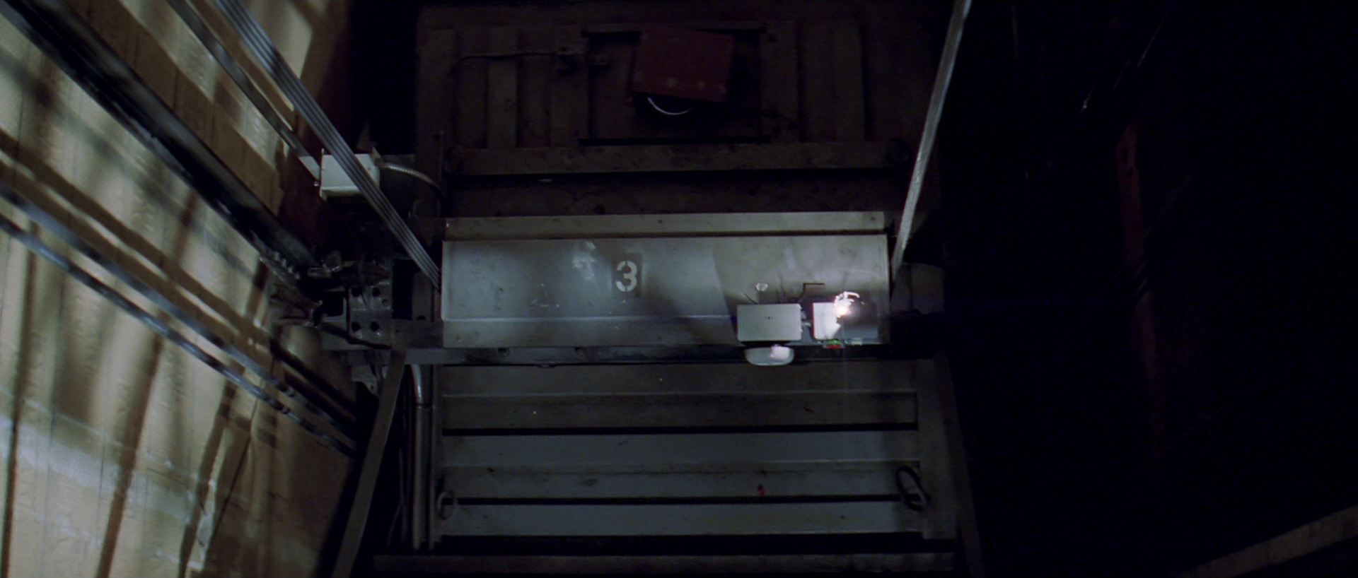 大买卖 [国英多音轨/简繁英字幕].The.Score.2001.BluRay.1080p.DTS-HD.MA.5.1.x265.10bit-DreamHD 10.17GB-3.png