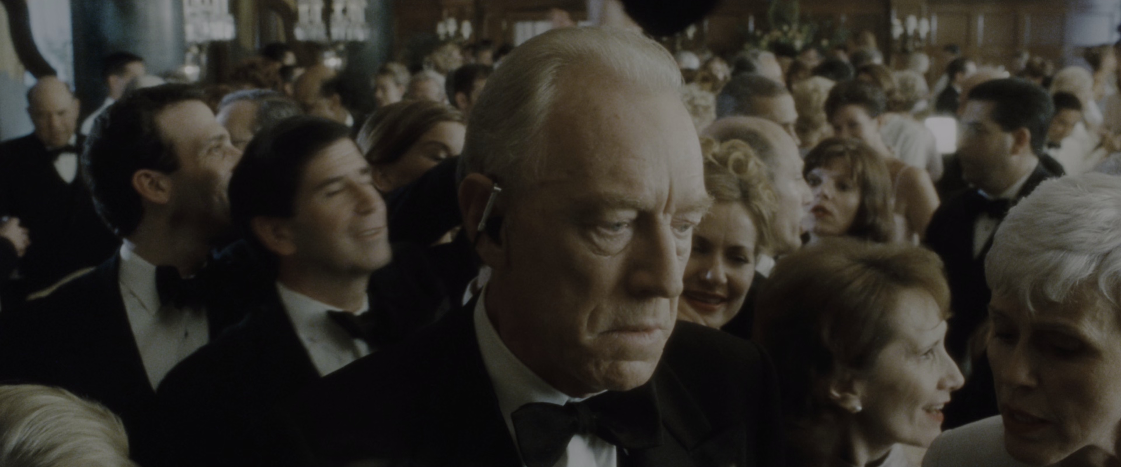 少数派报告 [HDR/杜比视界双版本][国英多音轨/简繁英字幕].2002.2160p.UHD.BluRay.DV.x265.10bit.DTS-HD.MA.5.1-ParkHD 31.41GB-7.png