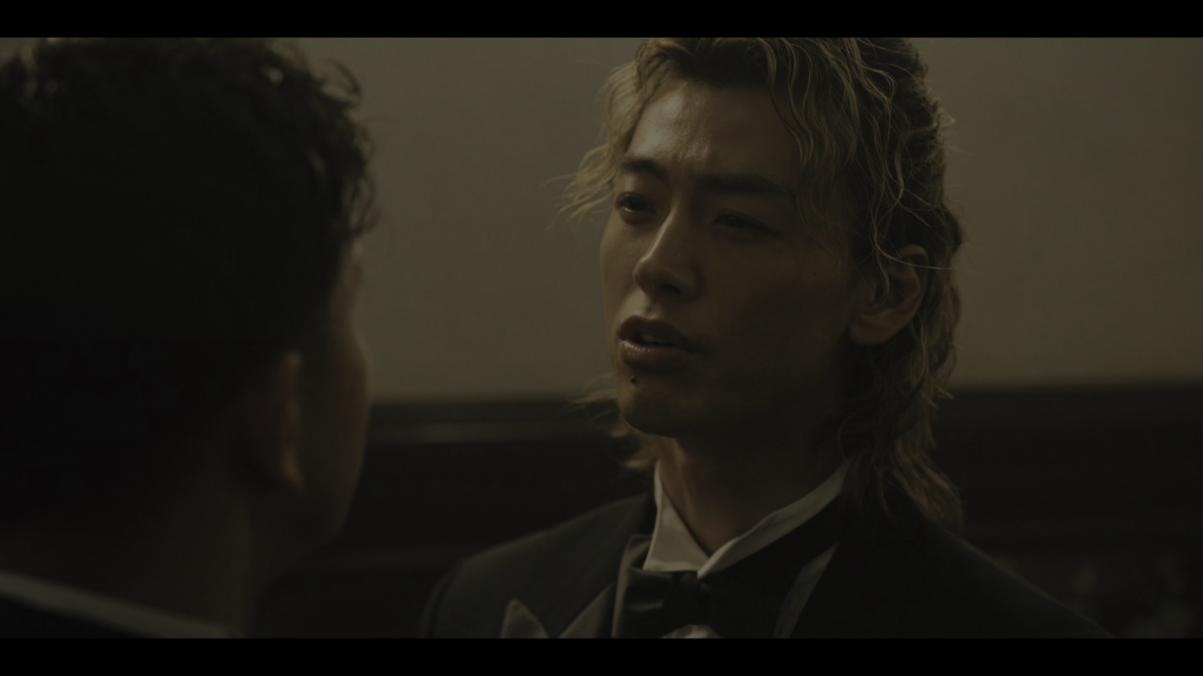 十项舞蹈 [简繁英字幕].10DANCE.2025.2160p.NF.WEB-DL.DDP.5.1.HDR10.H.265-DreamHD 10.02GB-5.png