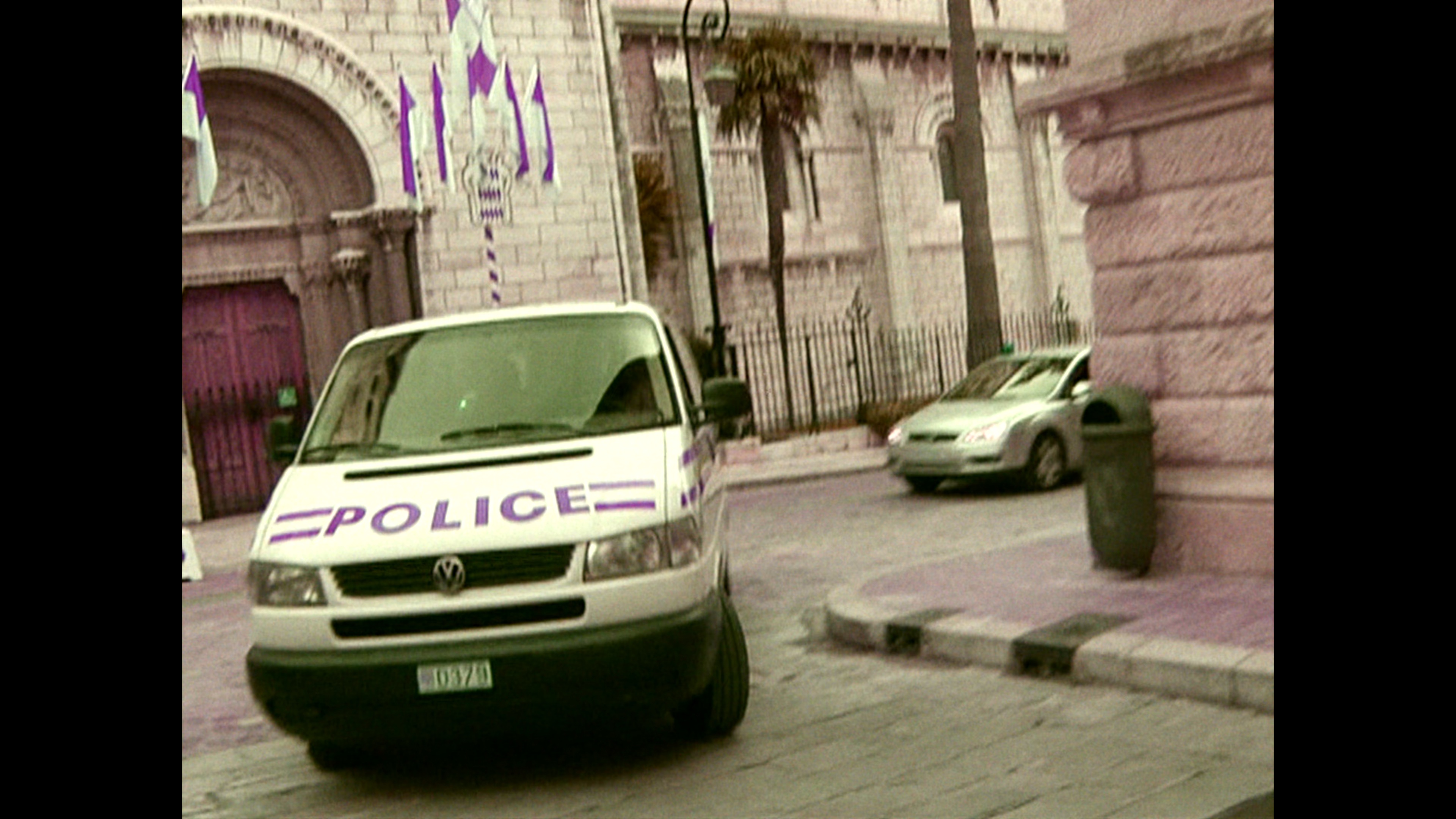 摩纳哥谋杀案：银行家死亡之谜 [简繁英字幕].Murder.in.Monaco.2025.2160p.NF.WEB-DL.DDP.5.1.Atmos.H.265-DreamHD 8.83GB-6.png