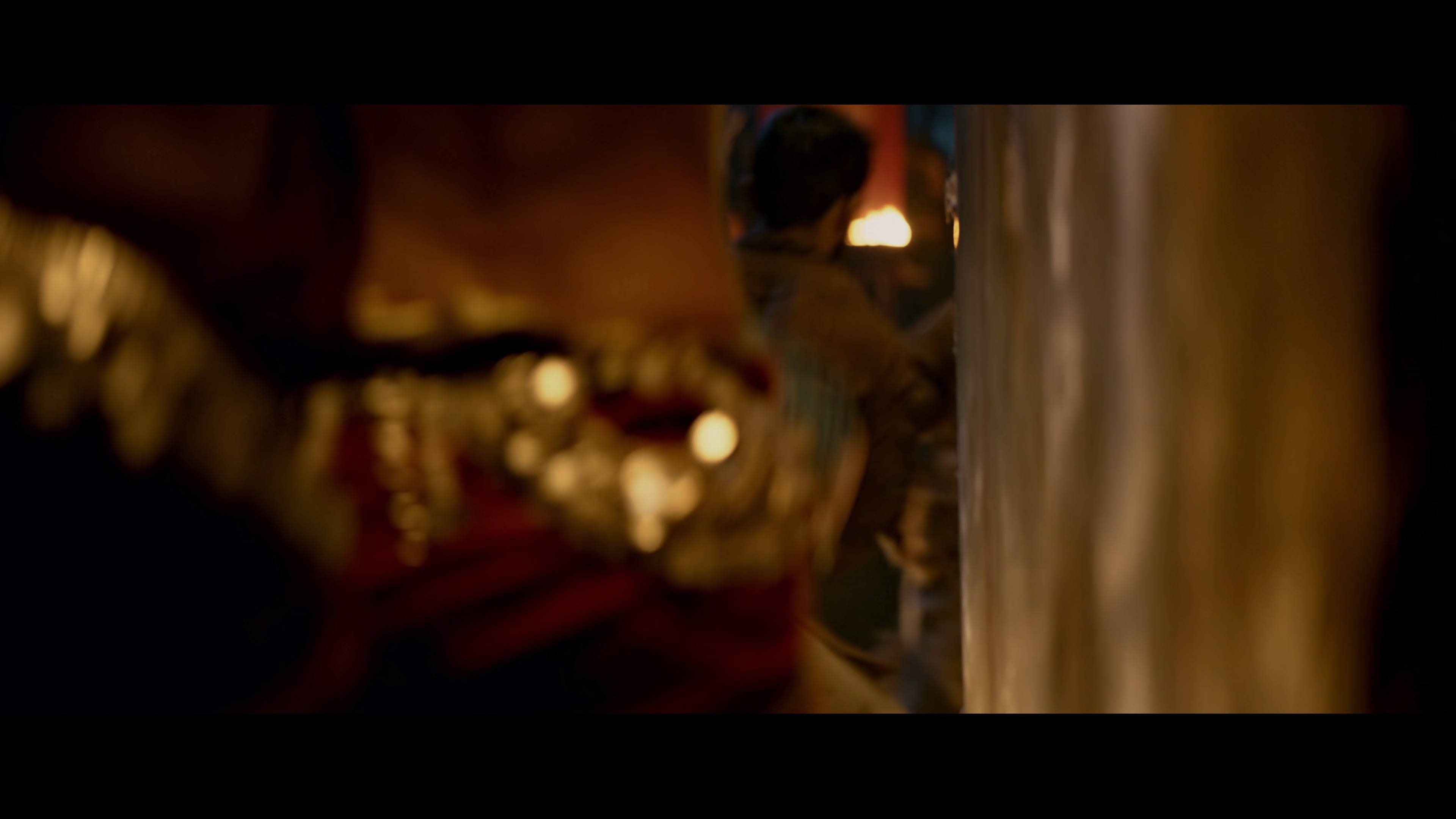 印度暴徒 [无字片源].Thugs.of.Hindostan.2018.2160p.NF.WEB-DL.DDP.5.1.H.265-DreamHD 14.55GB-4.png