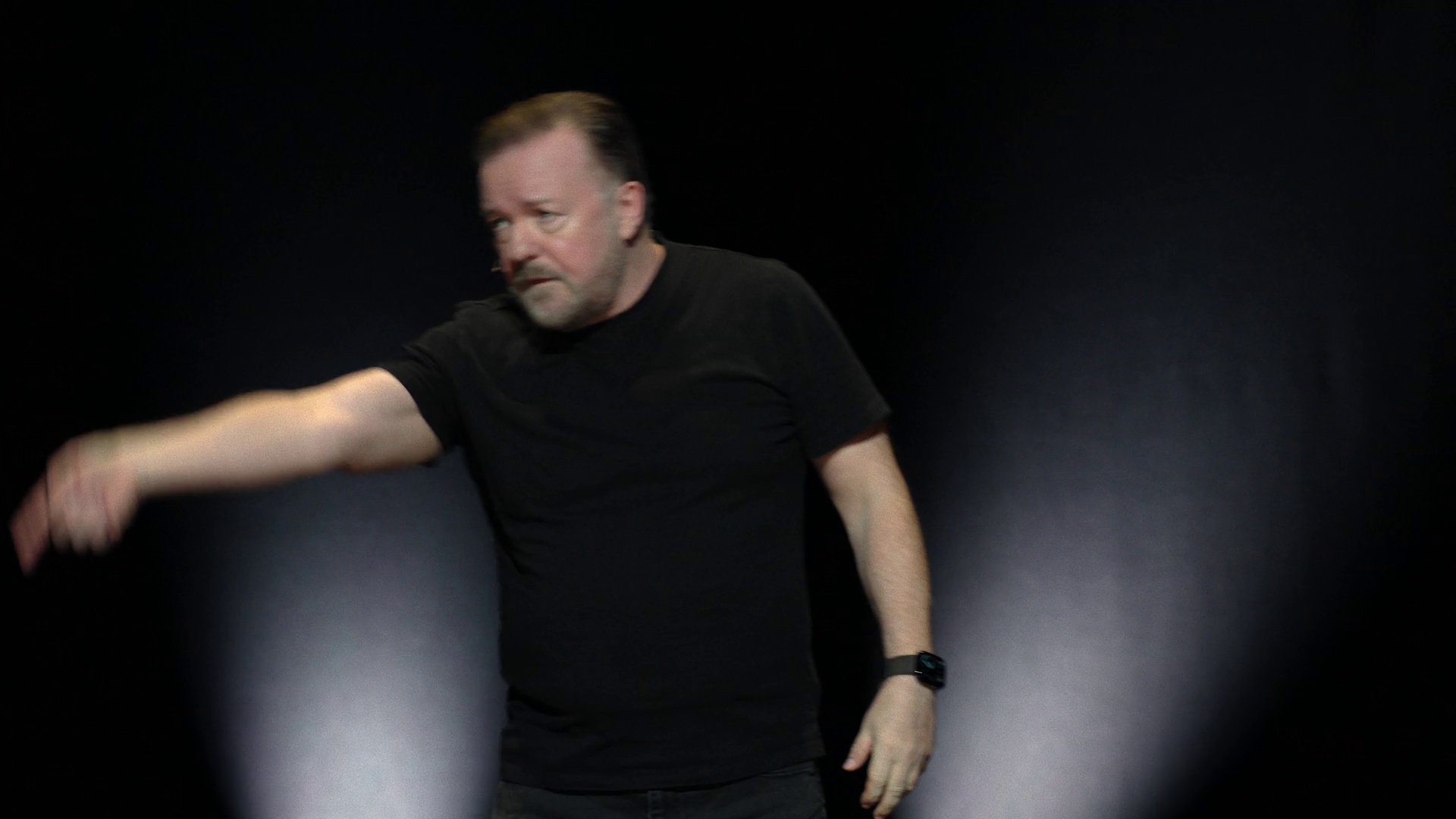 瑞奇·热维斯：人生苦短 [简繁英字幕].Ricky.Gervais.Mortality.2025.1080p.NF.WEB-DL.DDP5.1.Atmos.H264-PandaQT 2.39GB-4.png