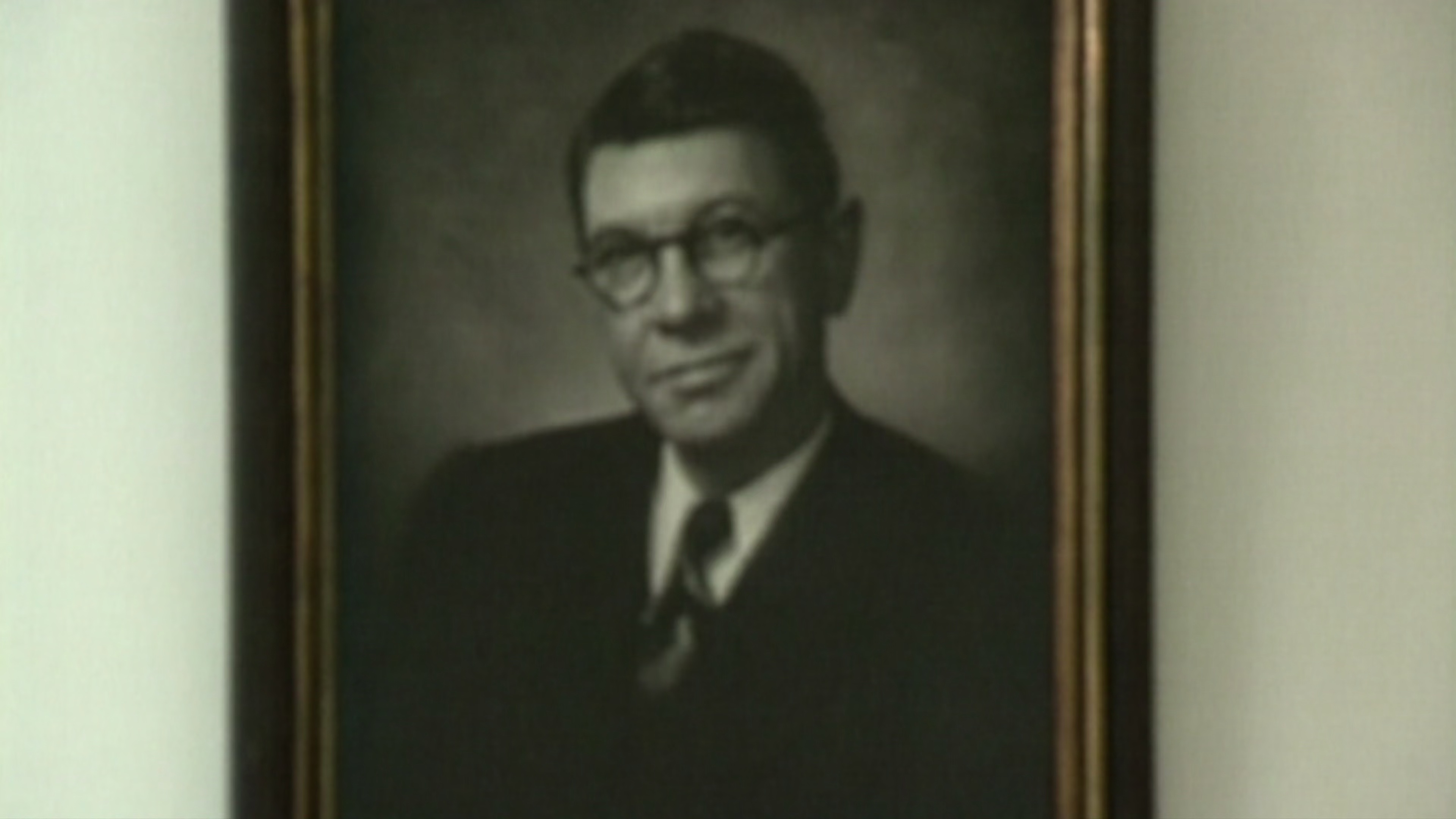 纽约客：传奇杂志百年史 [简繁英字幕].The.New.Yorker.at.100.2025.2160p.NF.WEB-DL.DDP5.1.H.265-PandaQT 8.58GB-7.png