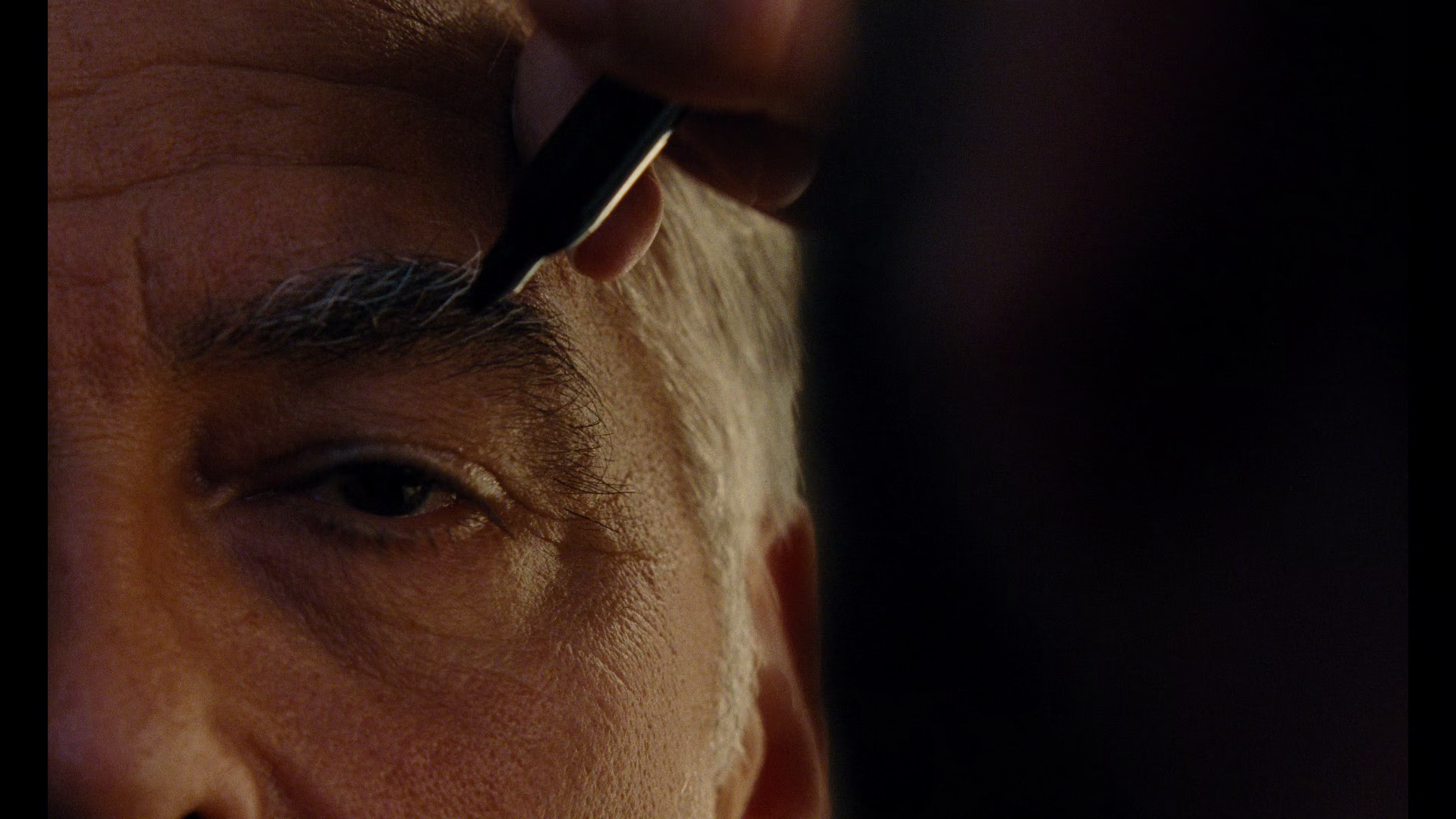 影星杰·凯利 [简繁英字幕].Jay.Kelly.2025.2160p.NF.WEB-DL.DDP5.1.Atmos.H.265-PandaQT 11.81GB-7.png