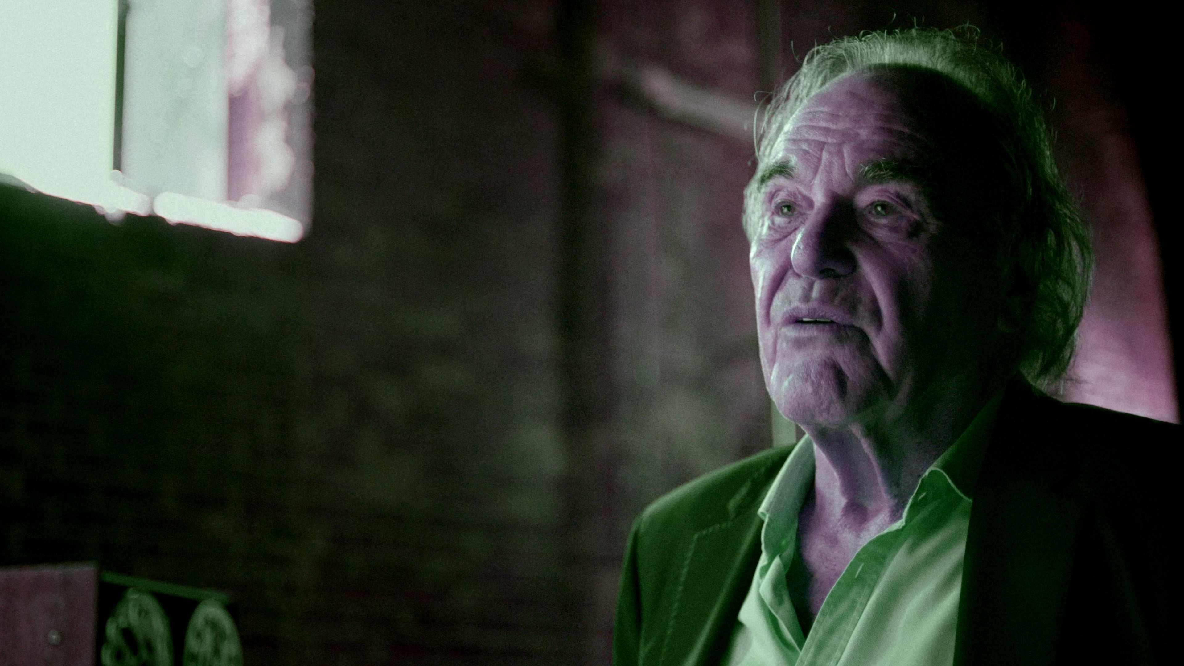 1975：天翻地覆的一年 [简繁英字幕].Breakdown.1975.2025.2160p.NF.WEB-DL.DDP5.1.Atmos.H.265-PandaQT 8.51GB-4.png