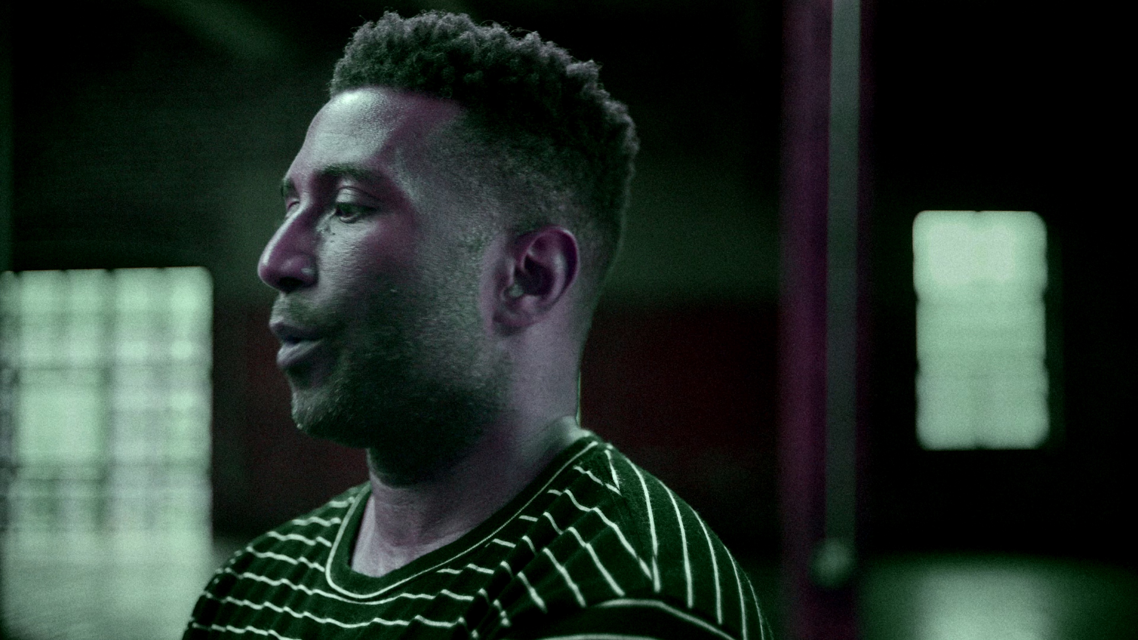 1975：天翻地覆的一年 [简繁英字幕].Breakdown.1975.2025.2160p.NF.WEB-DL.DDP5.1.Atmos.HDR.H.265-PandaQT 12.98GB-3.png