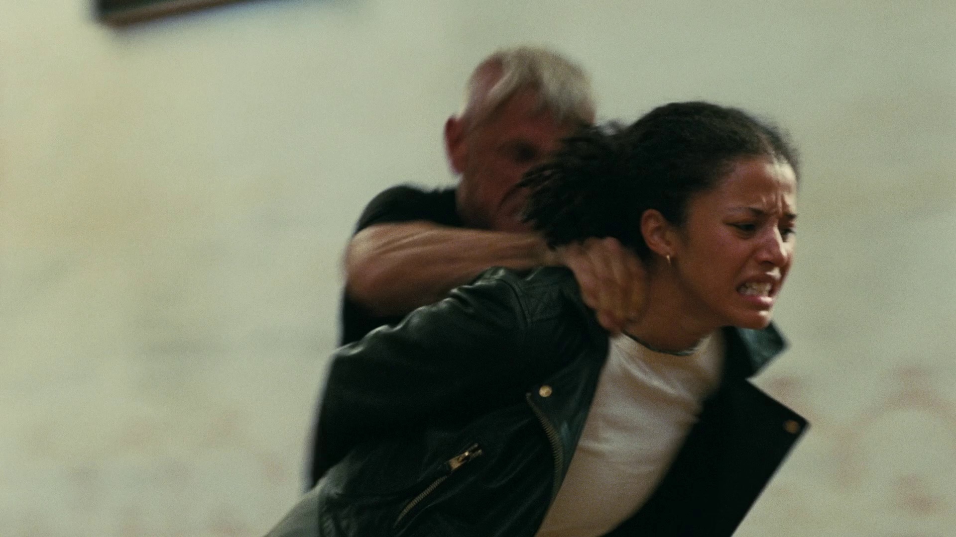 一战再战 [国英多音轨/简繁英双语特效字幕].2025.1080p.iTunes.WEB-DL.DDP.5.1.Atmos.2Audio.H.264.V2-DreamHD 12.82GB-6.png