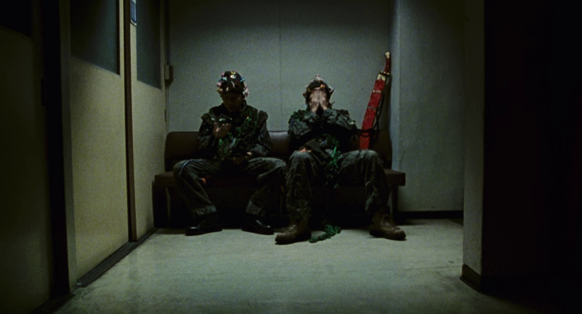 杀手阿一 [中文字幕].Ichi.the.Killer.2001.Bluray.1080p.DTS-HD.MA.5.1.x265.10bit-DreamHD 6.77GB-3.png