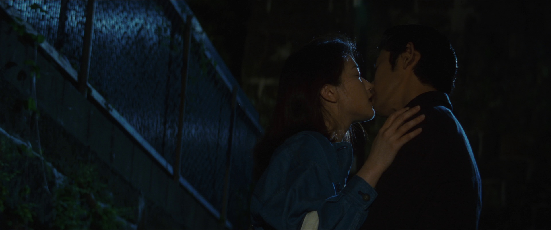 陷阱 [简繁英字幕].The.Trap.1996.1080p.BluRay.x264.FLAC.2.0-QuickIO 8.40GB-3.png