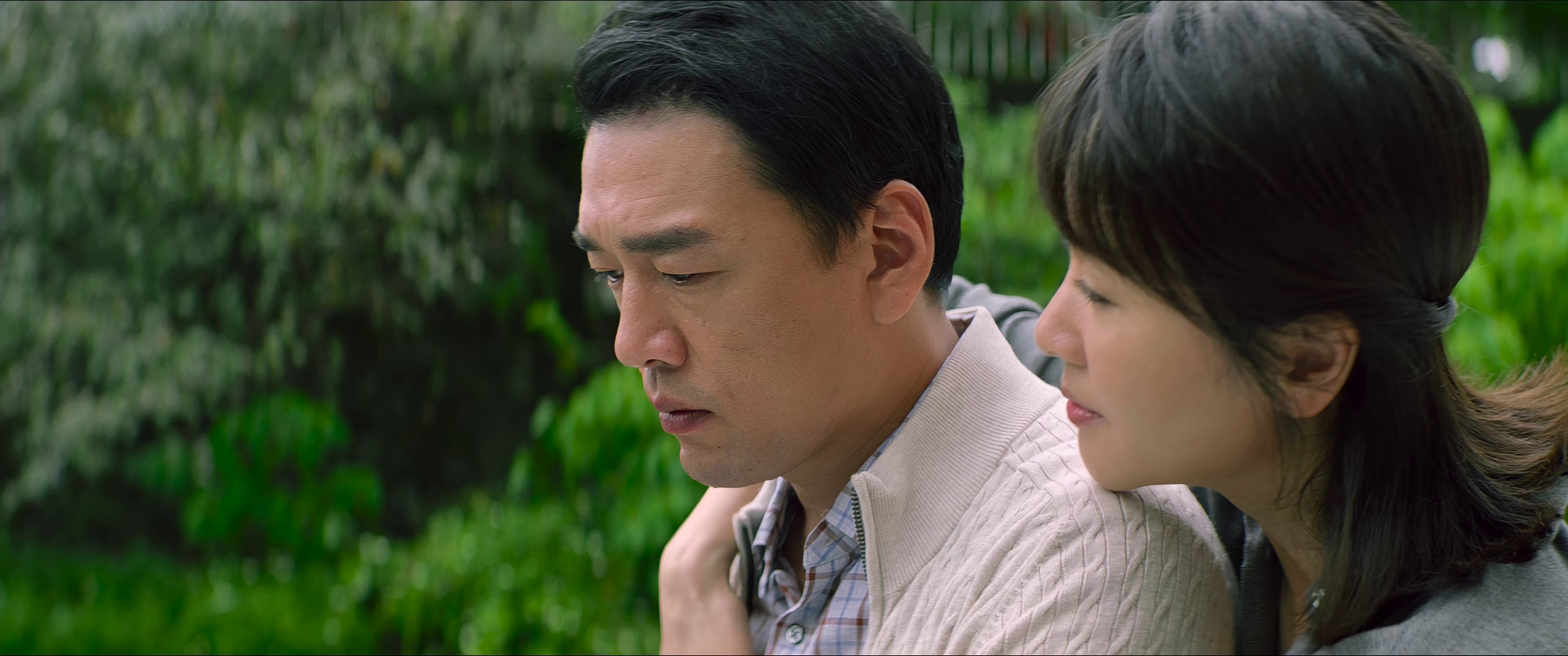 不能流泪的悲伤 [无字片源].Behind.the.Blue.Eyes.2023.2160p.WEB-DL.H265.AAC-QuickIO 3.66GB-7.png