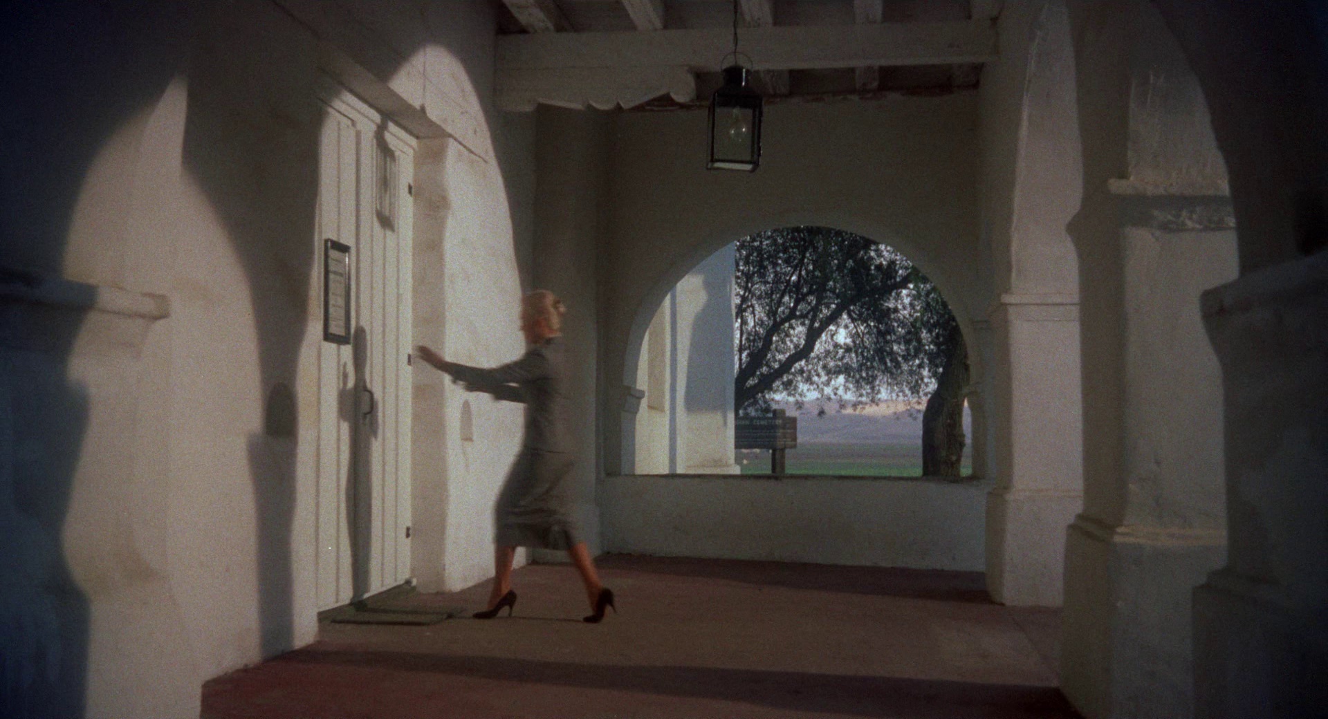 迷魂记 [无字片源].Vertigo.1958.1080p.BluRay.x264.DTS-CTRLHD 16.01GB-5.png