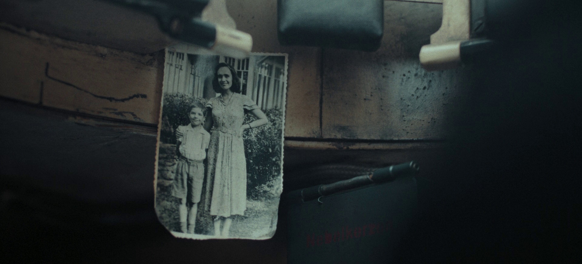 猛虎末路 [简繁英字幕].The.Tank.2025.2160p.AMZN.WEB-DL.DDP.5.1.HDR10/.H.265-DreamHD 12.63GB-2.png