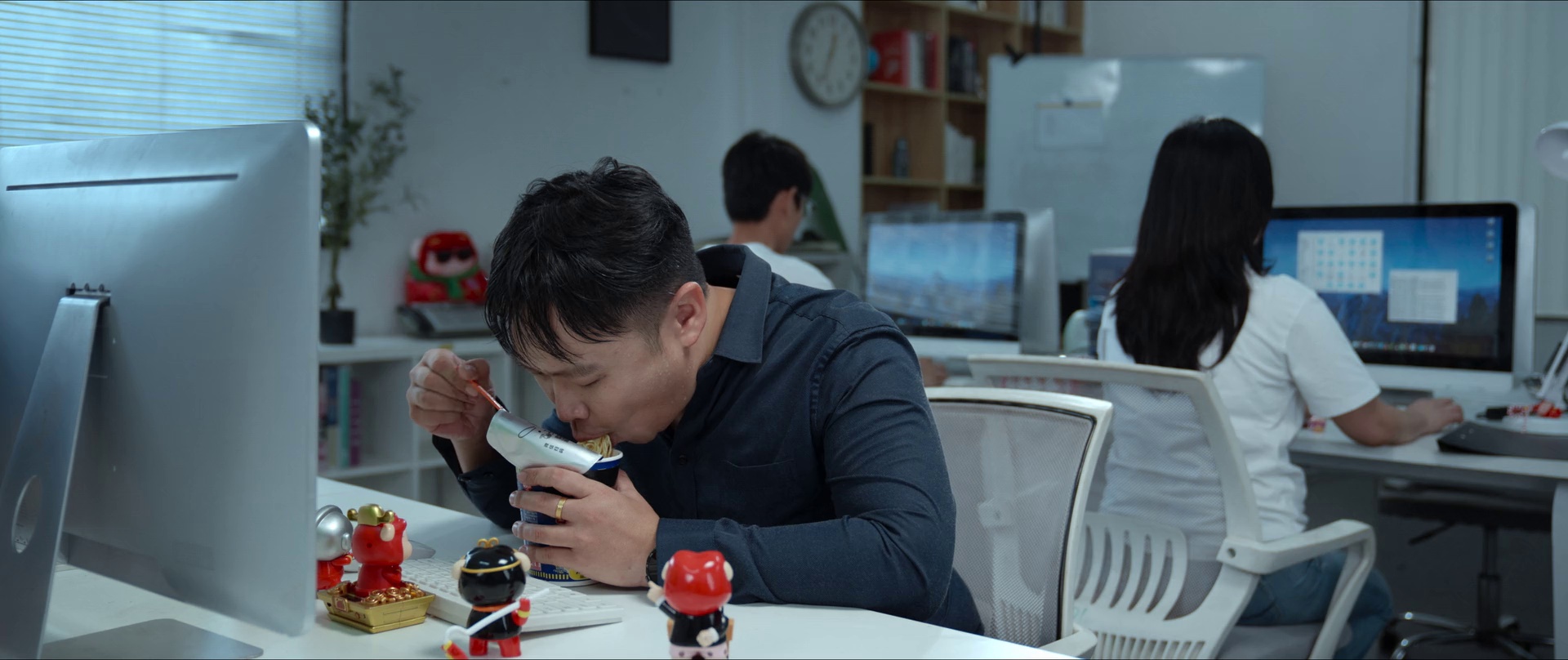 猪猪侠·一只老猪的逆袭 [国语配音/中文字幕].Im.Bond.GG.Bond.2025.1080p.WEB-DL.H264.AAC-QuickIO 1.17GB-5.png