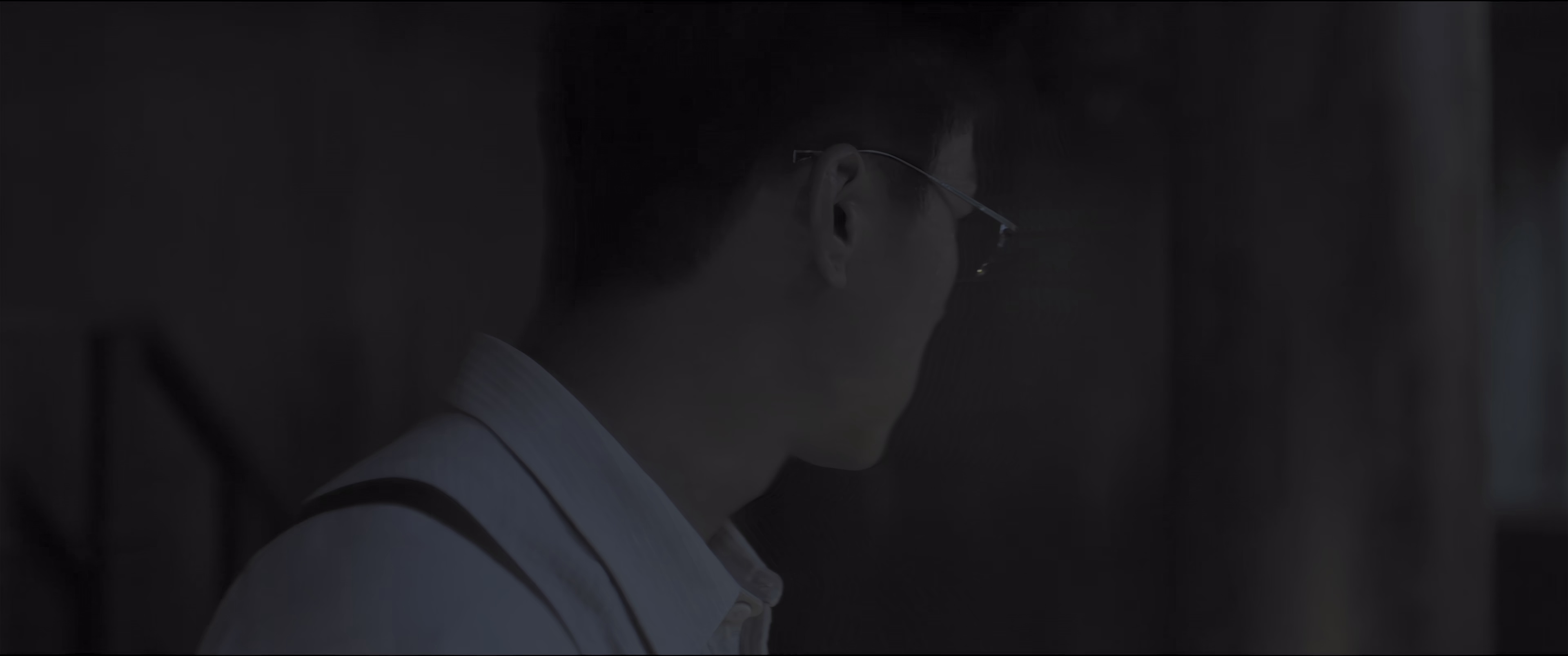 册杀 [国语配音/中文字幕].Threads.of.the.Game.2025.2160p.WEB-DL.H265.HDR.DDP5.1-QuickIO 3.98GB-4.png