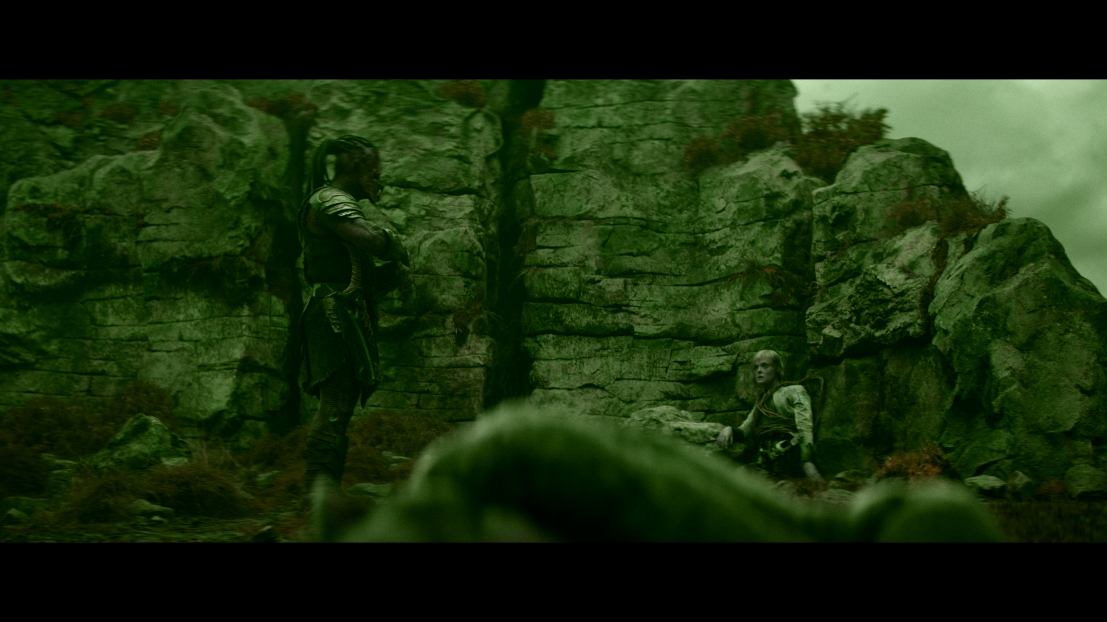 铁血战士：杀戮之地 [HDR/杜比视界双版本][简繁英字幕].2025.2160p.MA.WEB-DL.DV.HDR.H.265.DDP5.1.Atmos-QuickIO 18.91GB-4.png