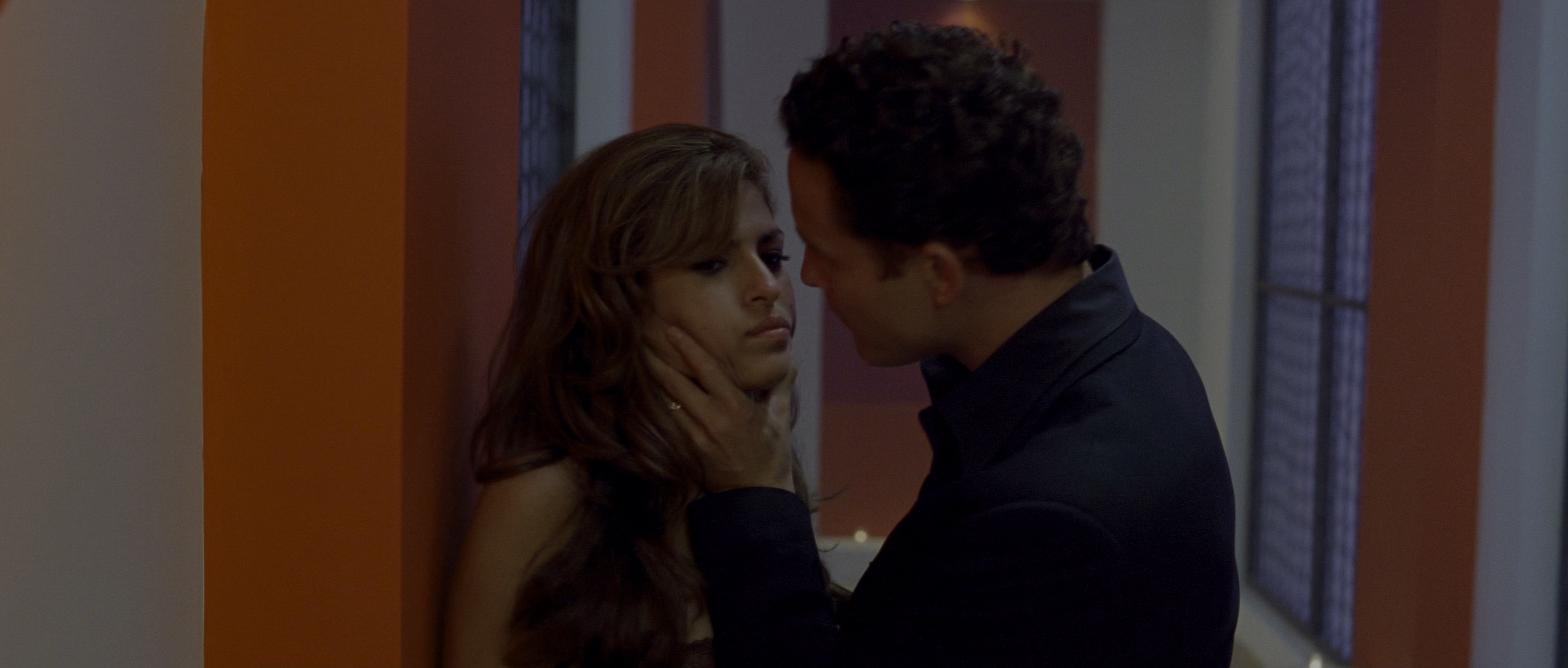 速度与激情2 [国英多音轨/简繁英字幕].2.Fast.2.Furious.2003.2160p.UHD.BluRay.HDR.x265.10bit.DTS-X.7.1-ParkHD 27.03GB-5.png